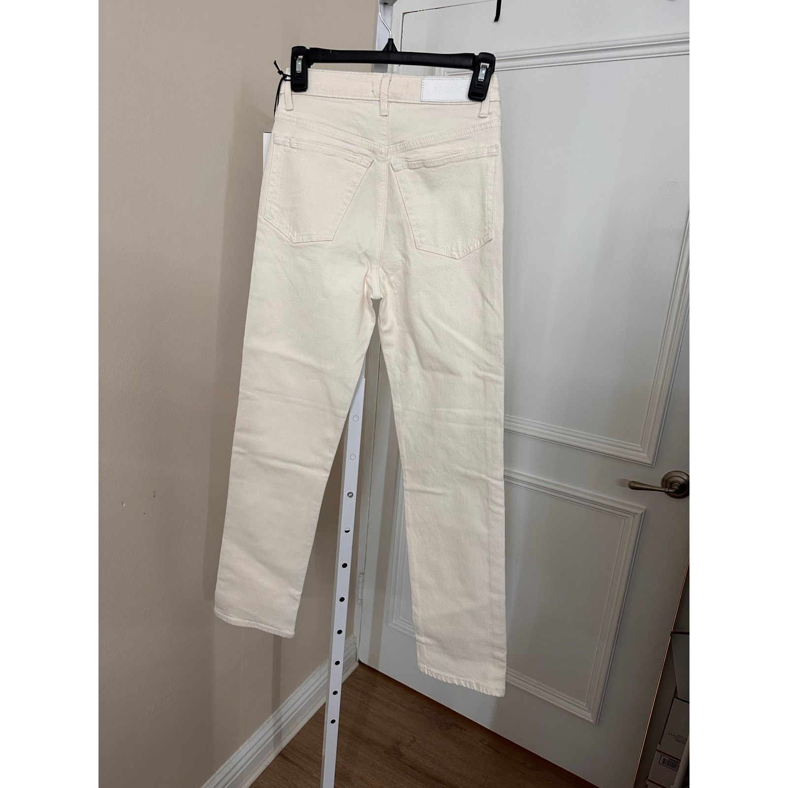RE/DONE NWT Re/Done 70s Ultra High Rise Stove Pipe Straight Leg 24 Size 24" / US 00 / IT 34 - 5 Thumbnail