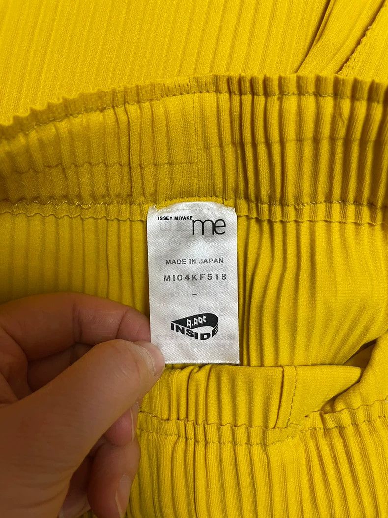 Issey Miyake Issey Miyake size:one size Yellow pleated pants Size 42" / US 20 - 4 Thumbnail