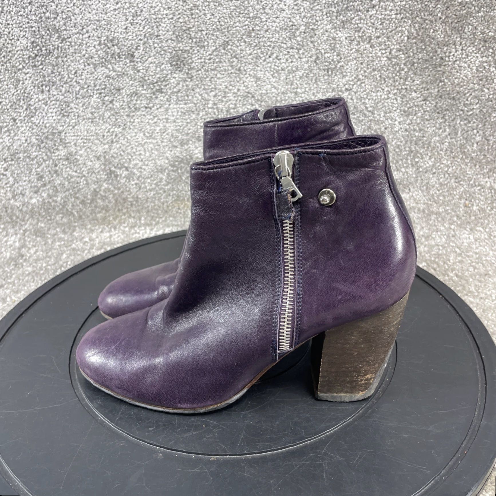 Dries Van Noten VINTAGE Dries Van Noten Leather Bootie Womens Size 37 EU 6.5 US Purple Ankle Block Heel Zip Shoes Size US 6.5 / IT 36.5 - 5 Thumbnail