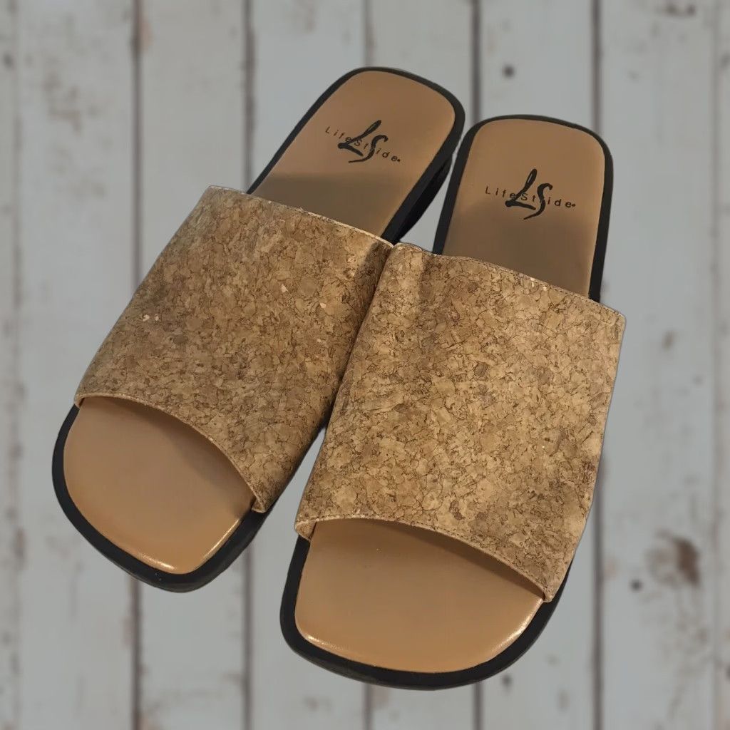 Vintage LIFESTRIDE Beige Slide Sandals Womens Size 6M Flat Comfort Casual Travel Size US 6 / IT 36 - 1 Thumbnail