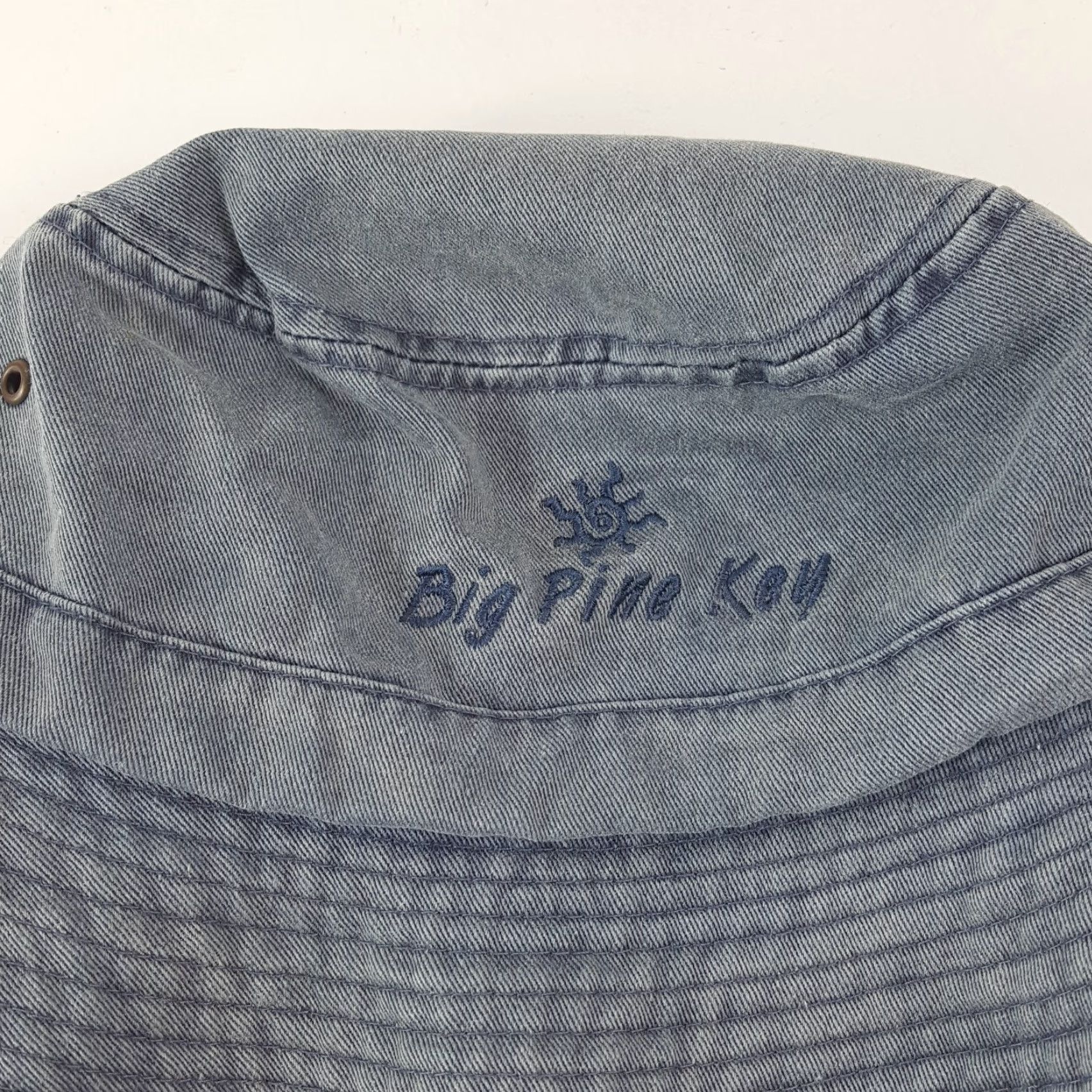 Vintage VINTAGE Dpc Big Pine Key Island Denim Bucket Hat One Size Blue Retro 90s Outdoor Mens Size US 35 - 7 Thumbnail
