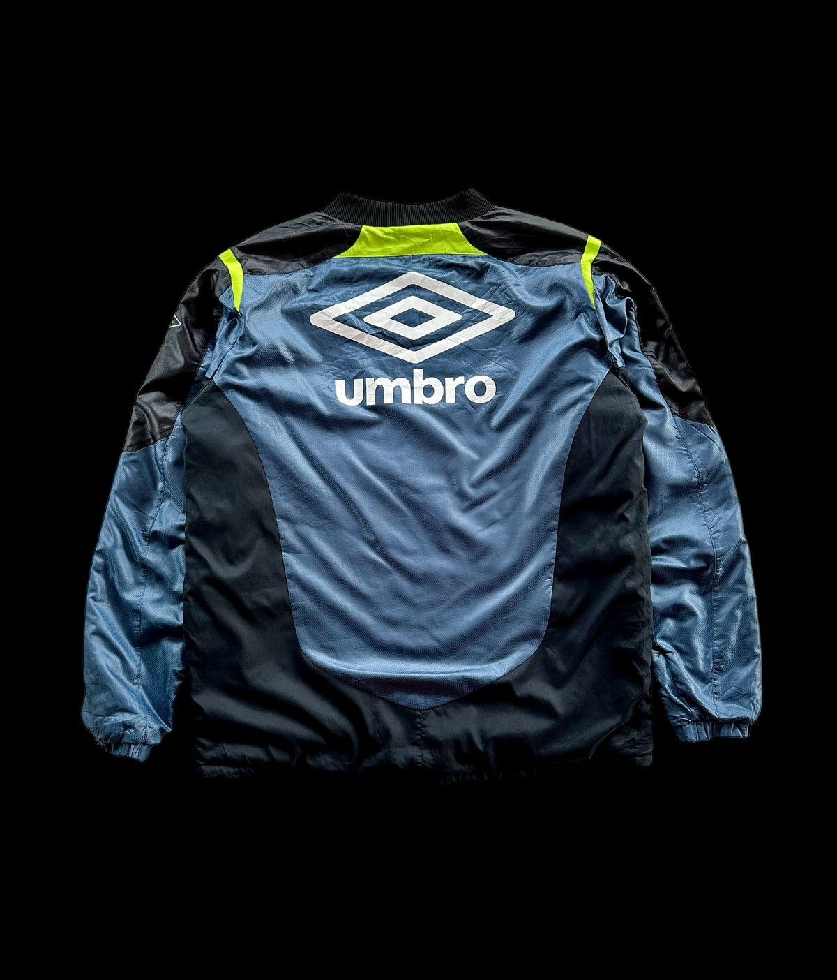 Umbro Umbro Pro Training Innovative Football Size US M / EU 48-50 / 2 - 3 Thumbnail
