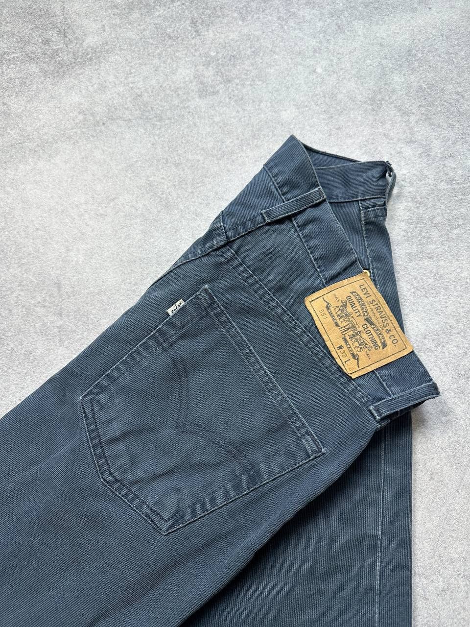 Levi's Vintage Levi’s Jeans, Size 32x32 – Classic Fit Denim Essenti Size US 32 / EU 48 - 5 Thumbnail