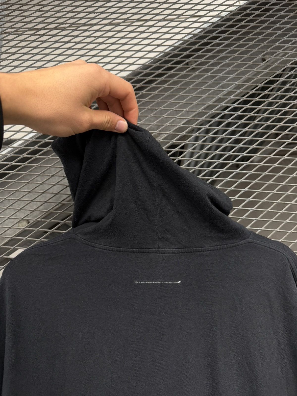 Maison Margiela Maison Margiela MM6 Mystery Man Six Hoodie Size US S / EU 44-46 / 1 - 12 Thumbnail