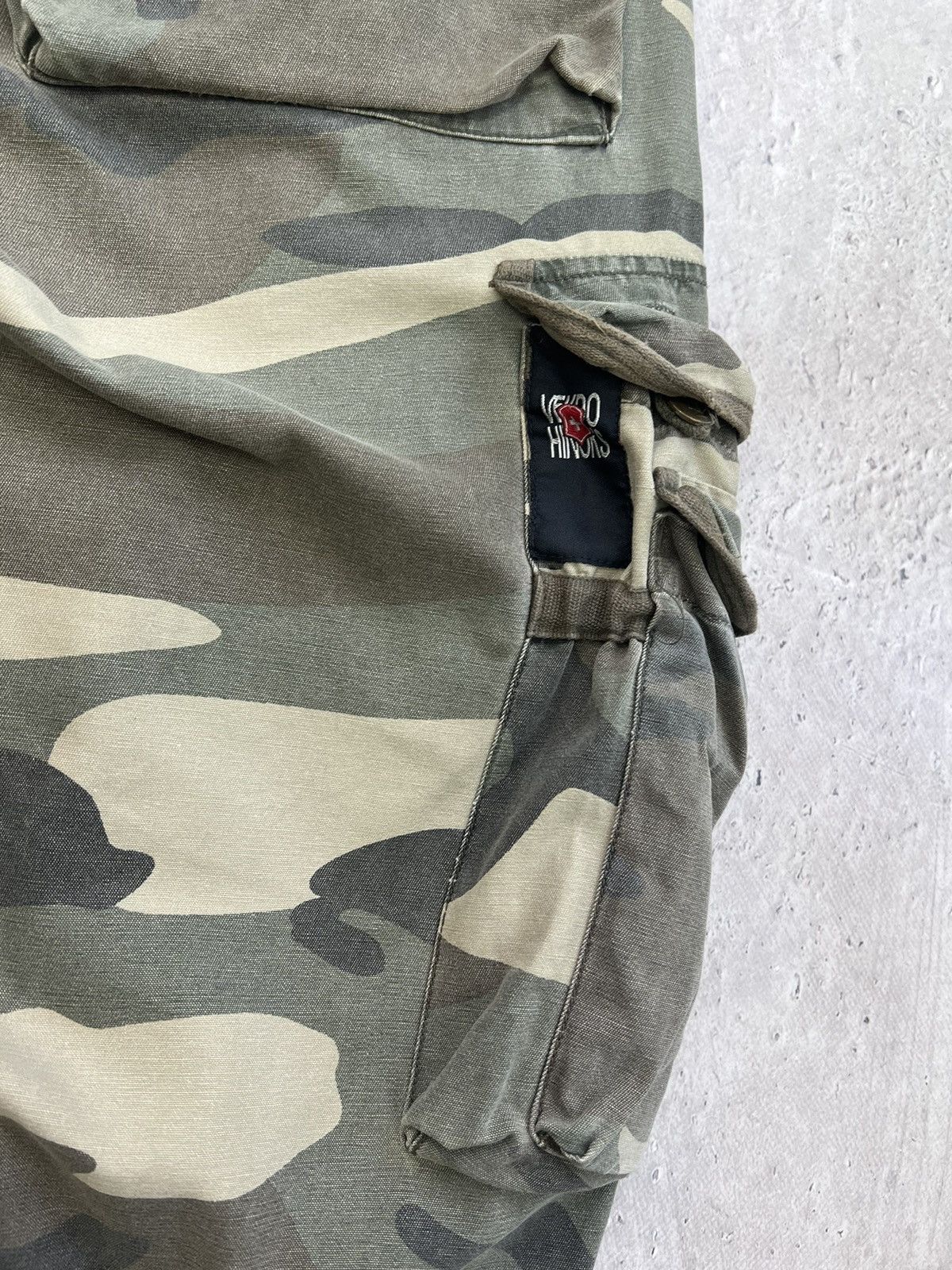 Japanese Brand × Vintage Crazy Vintage Y2K/2000s Real Tree Camo Skater Cargo Pants! Size US 32 / EU 48 - 14 Thumbnail