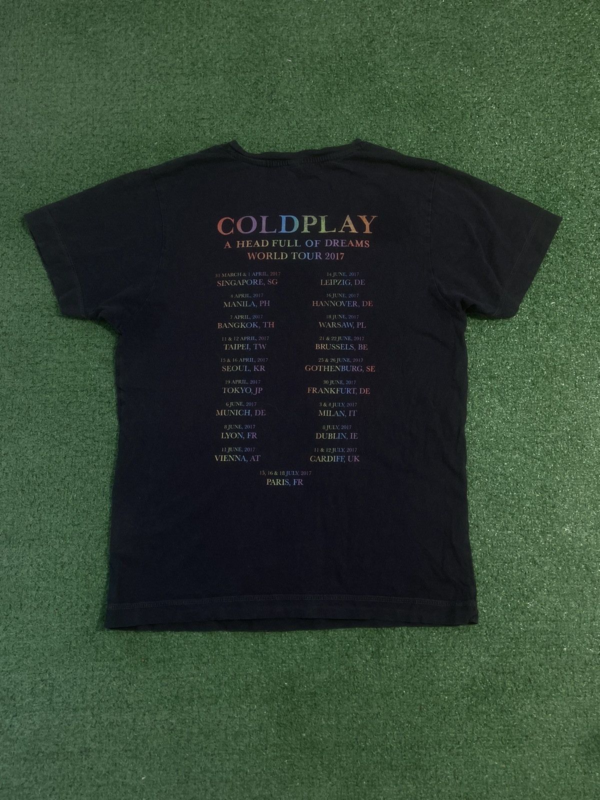 Band Tees Band merch coldplay tee tshirt Size US S / EU 44-46 / 1 - 1 Thumbnail