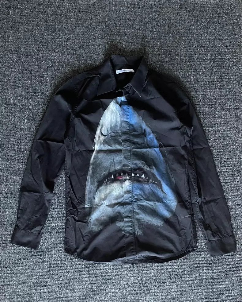 Givenchy Givenchy Shark Print Long Sleeve Shirt-yf Size US M / EU 48-50 / 2 - 1 Thumbnail