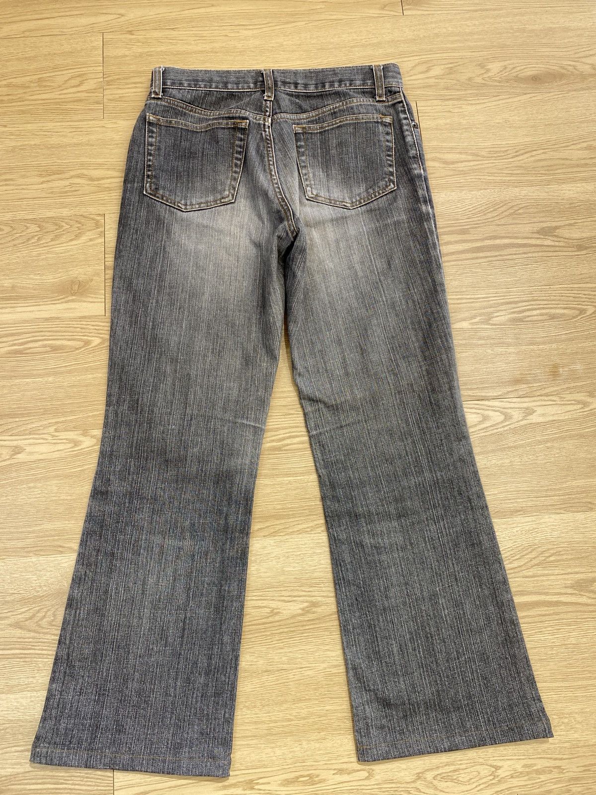 Uniqlo Uniqlo Faded Wash Style Loose Jeans Size US 29 - 3 Thumbnail
