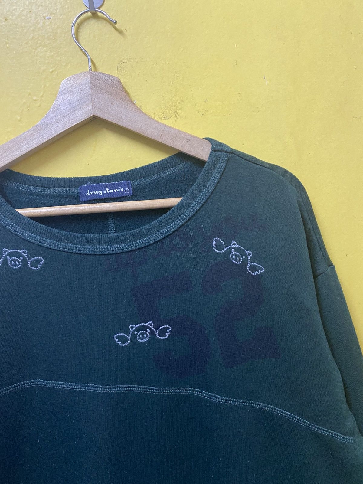 The Unbranded Brand Drug Store Sweatshirt Crewneck Size L / US 10 / IT 46 - 3 Thumbnail