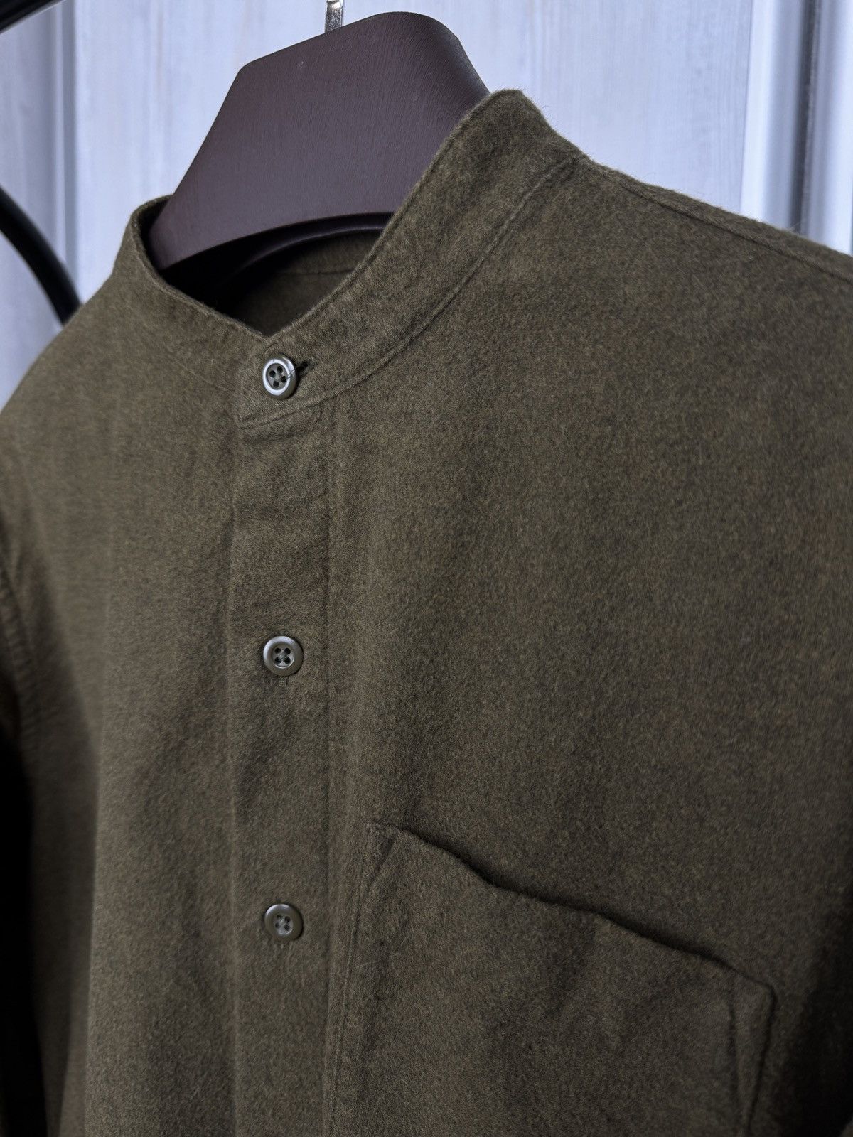 Japanese Brand Muji Khaki Green collarless long sleeve pocket shirt Size US XS / EU 42 / 0 - 4 Thumbnail