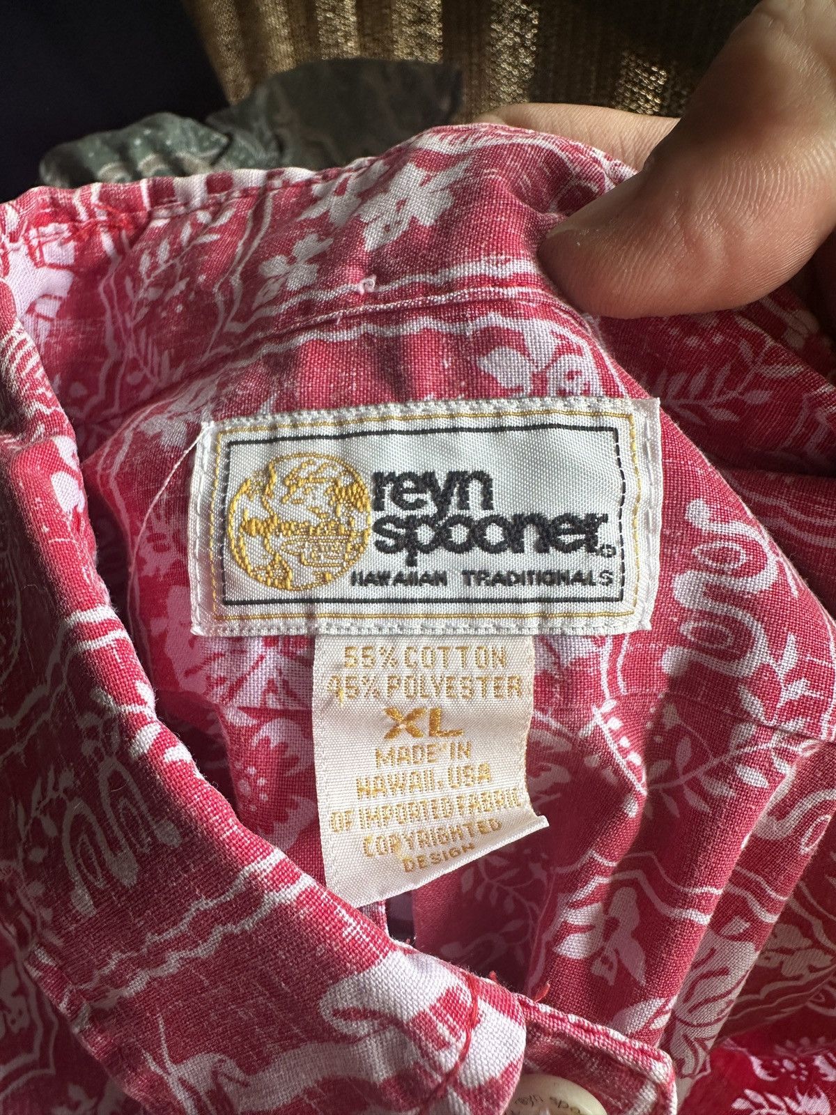 Reyn Spooner PreOwned Reyn Spooner Red Hawaiian Print Men's XL Size US XL / EU 56 / 4 - 4 Thumbnail