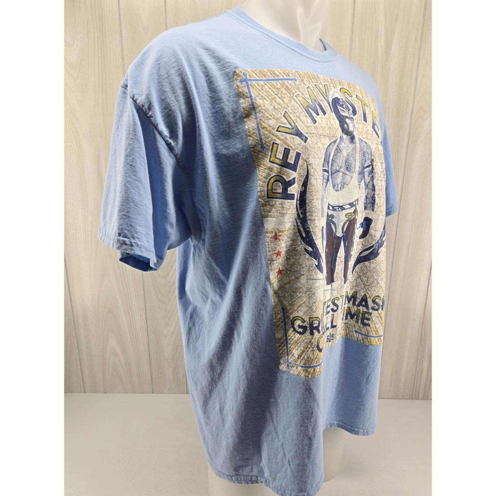Vintage WWE Mens T-Shirt 2XL REY MYSTERIO 619 Greatest Mask Of All Time Blue Short Sleeve Crew Neck Regular Fit Size US XXL / EU 58 / 5 - 6 Thumbnail