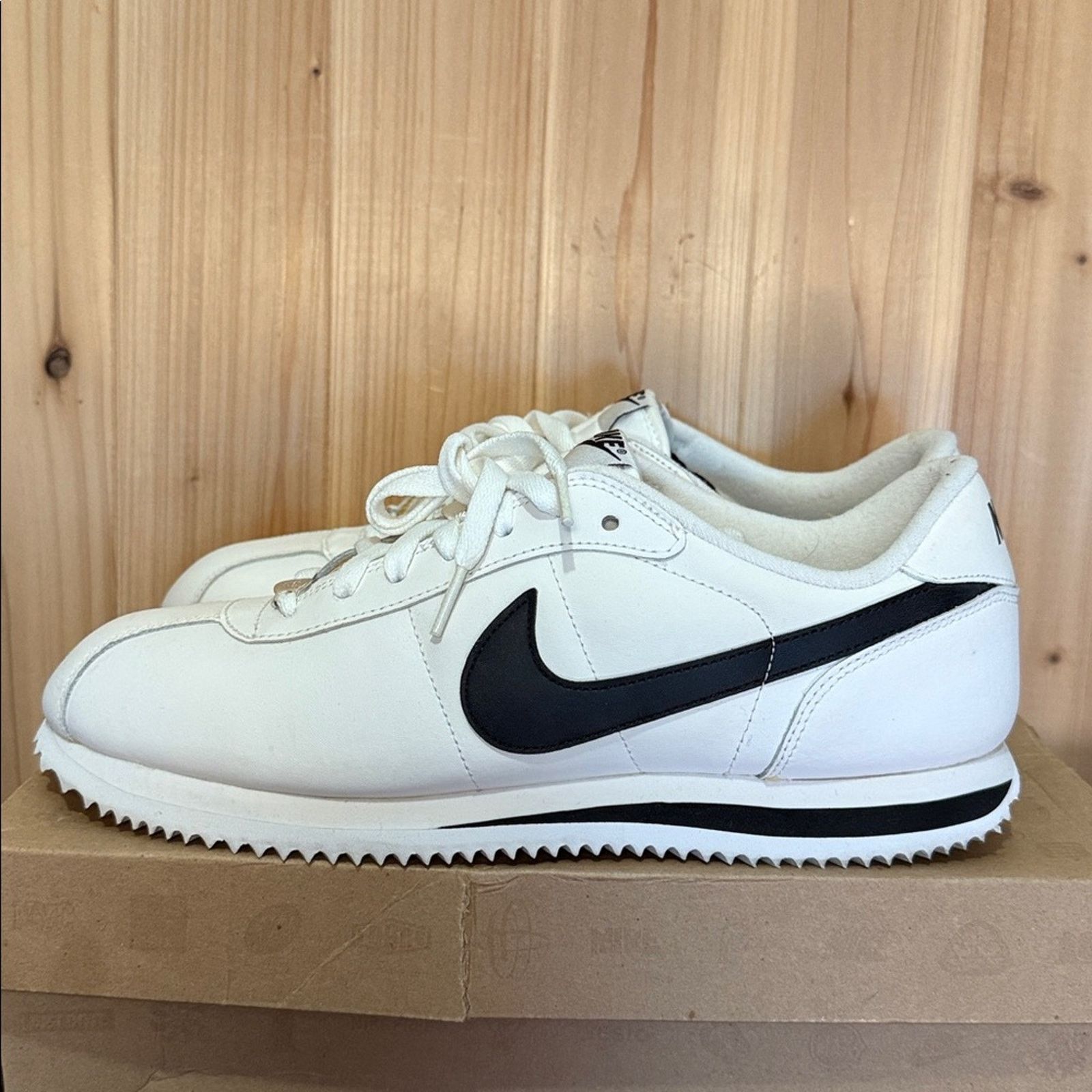 Nike 2011 Nike Cortez Basic Leather ‘06 'White Black' Size US 10.5 / EU 43-44 - 10 Thumbnail
