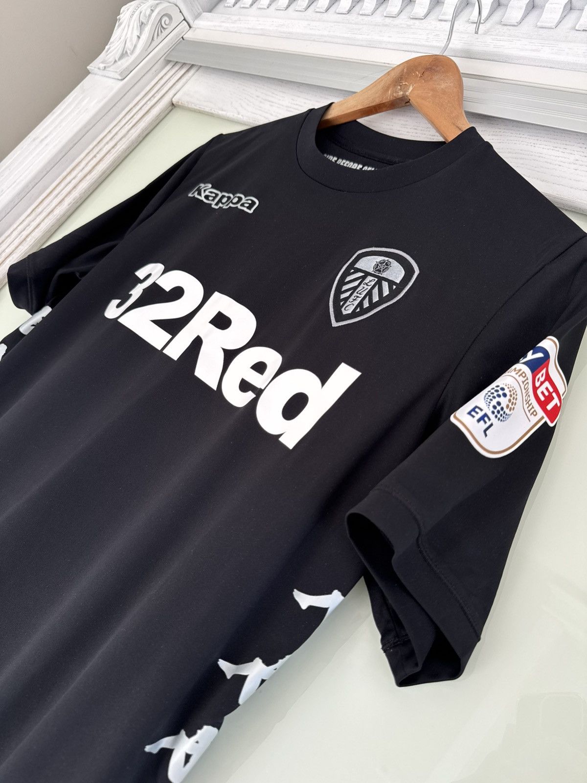 Kappa Leeds United 2017-2018 Away Soccer Jersey Football Shirt Kit Size US M / EU 48-50 / 2 - 5 Thumbnail