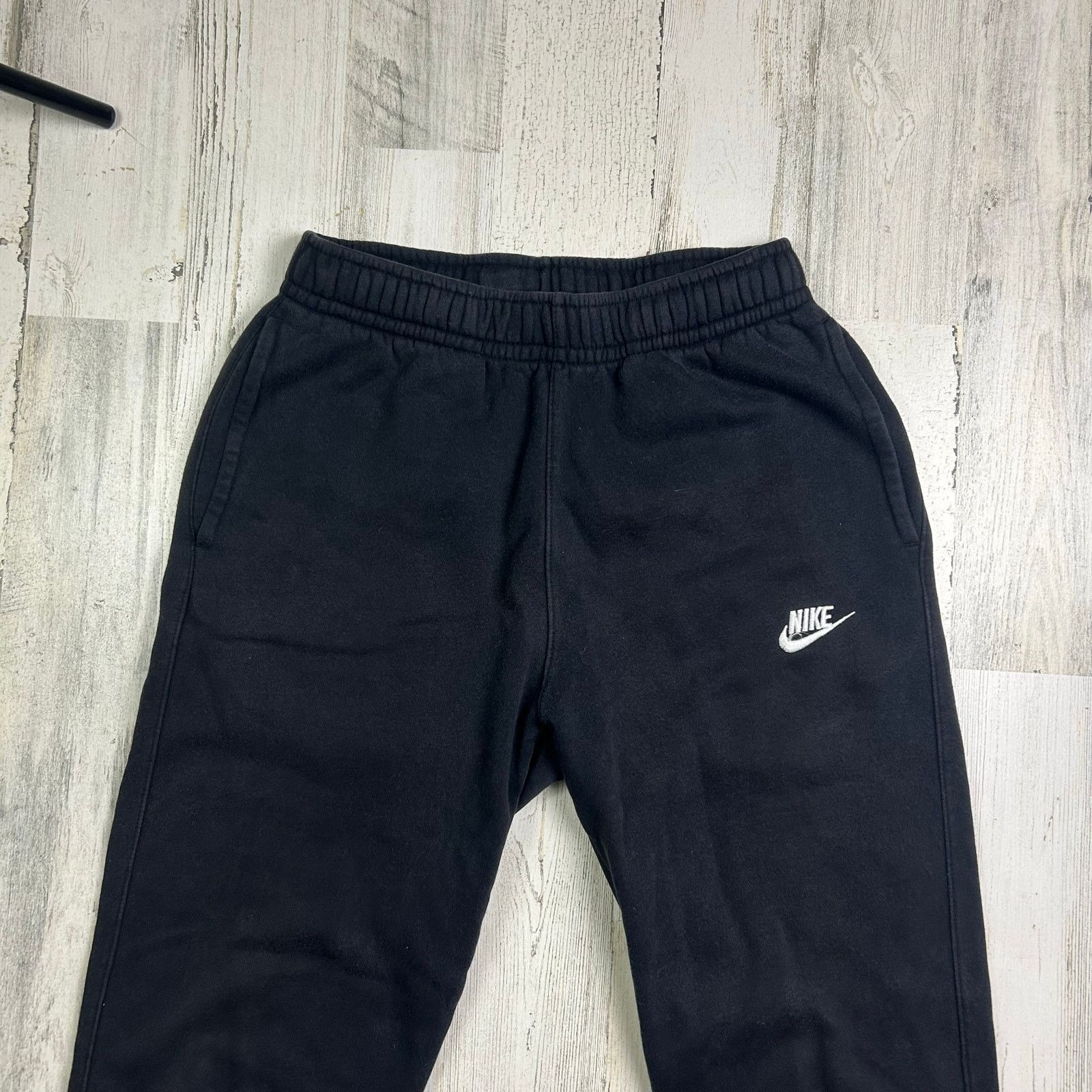 Nike Nike Sportswear Club Fleece Black Sweatpants Joggers Size US 30 / EU 46 - 2 Thumbnail