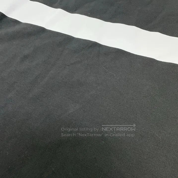 Balenciaga Balenciaga Black Batwing Short Sleeve T. Size US XXS / EU 40 - 2 Thumbnail