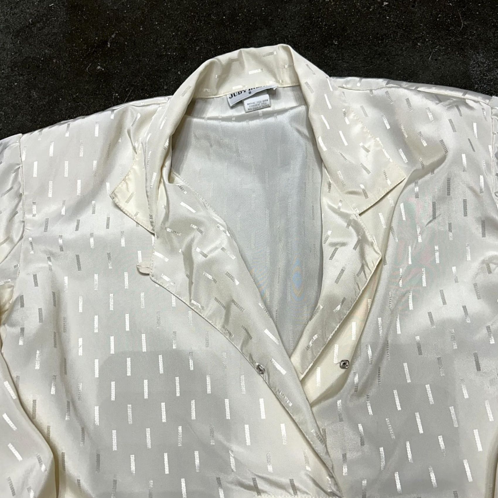 Vintage VINTAGE Judy Bond Blouse Womens 8 White Stripe Satin Collared Long Sleeve 80s Size M / US 6-8 / IT 42-44 - 2 Thumbnail