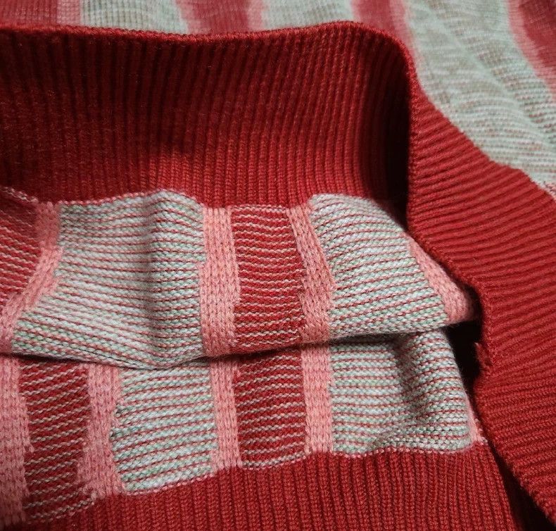 Issey Miyake issey miyake Red striped sweater Size US M / EU 48-50 / 2 - 4 Thumbnail