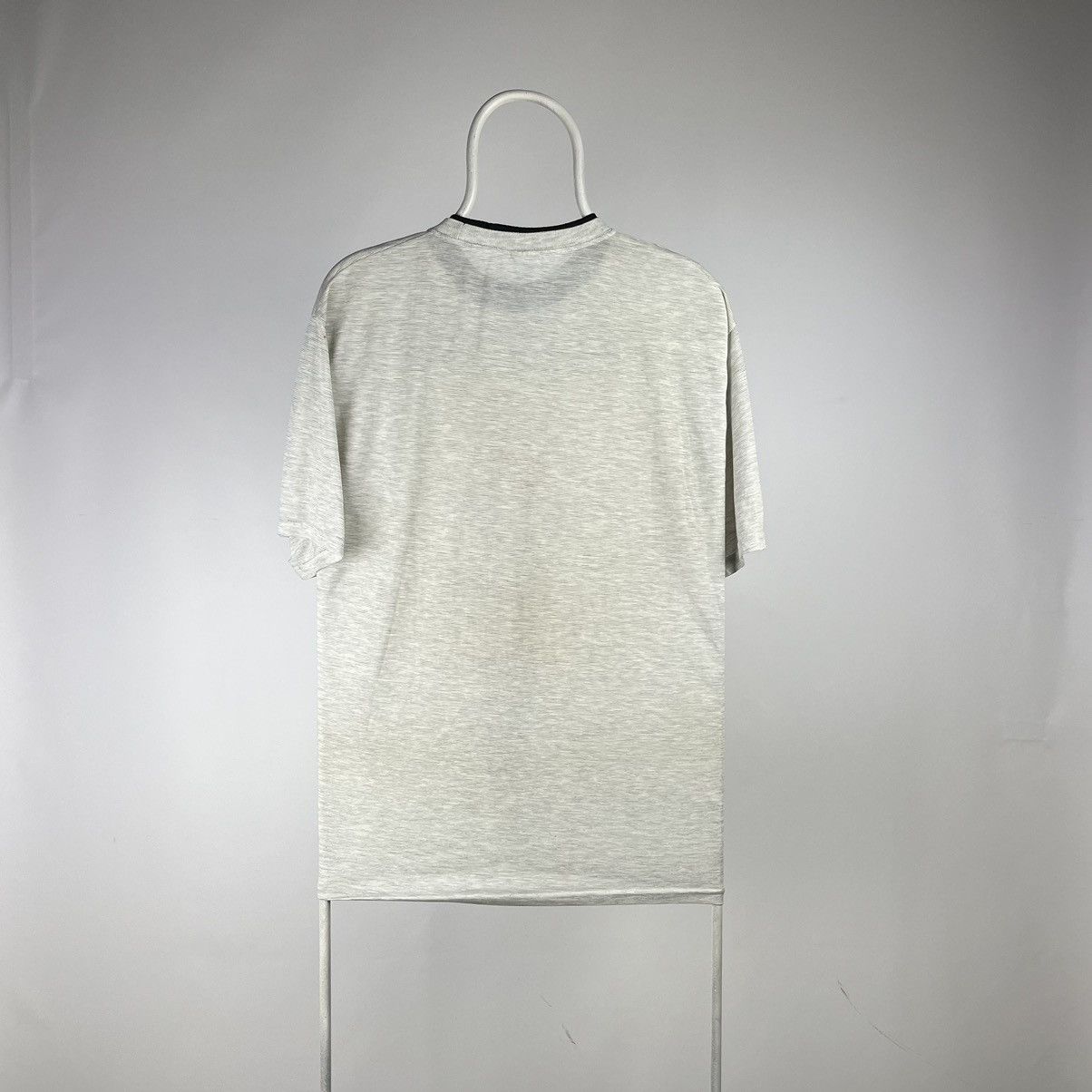Guess Vintage Guess embroidered tshirt size Medium Size US M / EU 48-50 / 2 - 2 Thumbnail