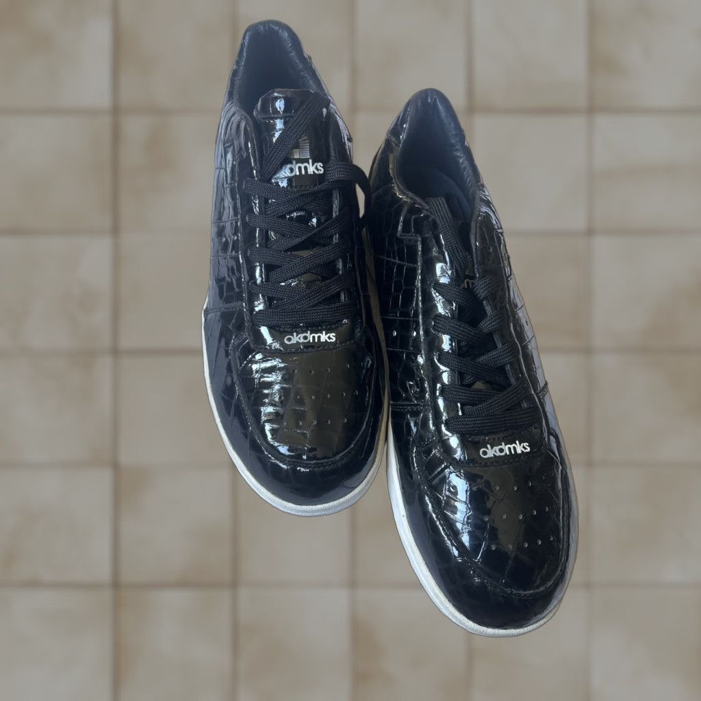Nike VINTAGE Nike Sneaker Black Academic Size 12 Hip Hop Men Us 12 Y2K Gen Z Size US 12 / EU 45 - 1 Thumbnail