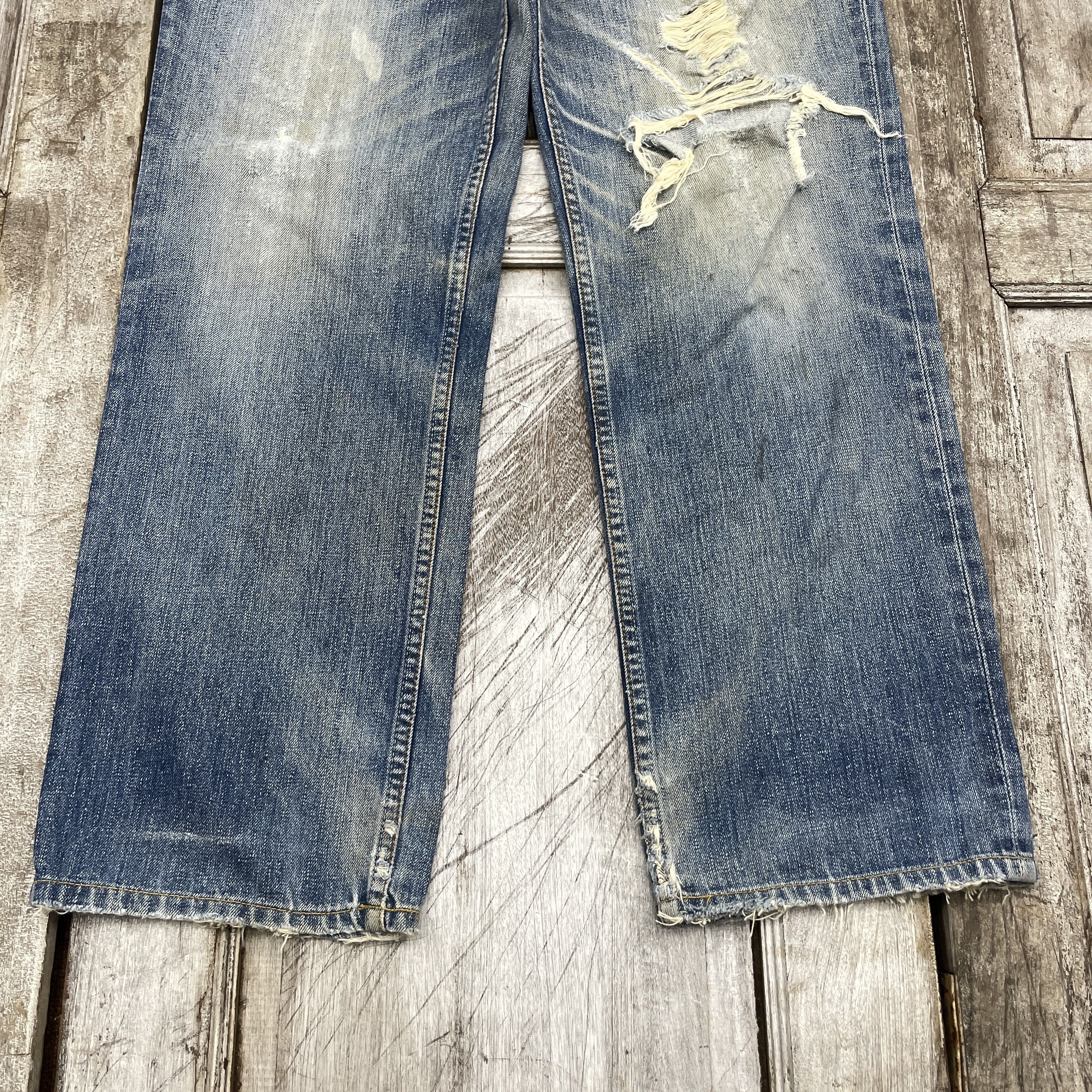 Japanese Brand Vintage Levi's 502 Distressed Jeans - wc 302 Size US 33 - 5 Thumbnail