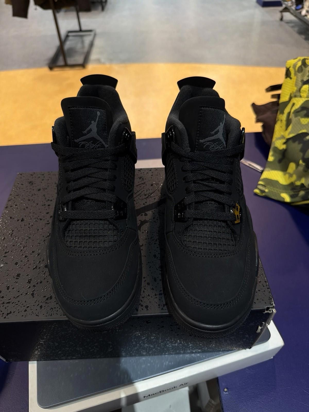 Jordan Brand Air Jordan (GS) 4 Retro "BLACK CAT" 2025 - Size 6.5Y Size US 6.5 / EU 39-40 - 12 Thumbnail