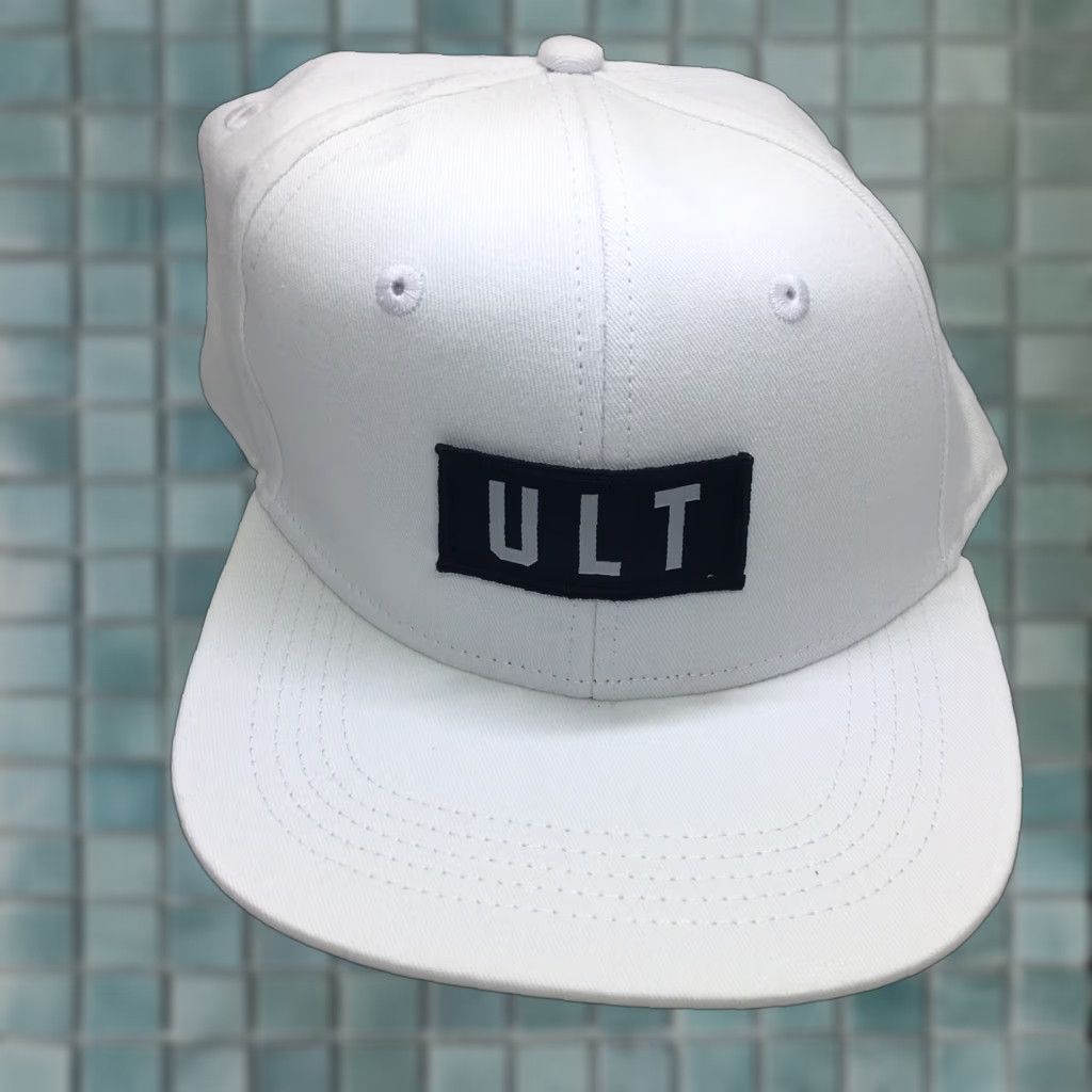 Logo 7 ULT Mens Logo Snapback Adjustable Trucker Hat Cap Size ONE SIZE - 1 Thumbnail