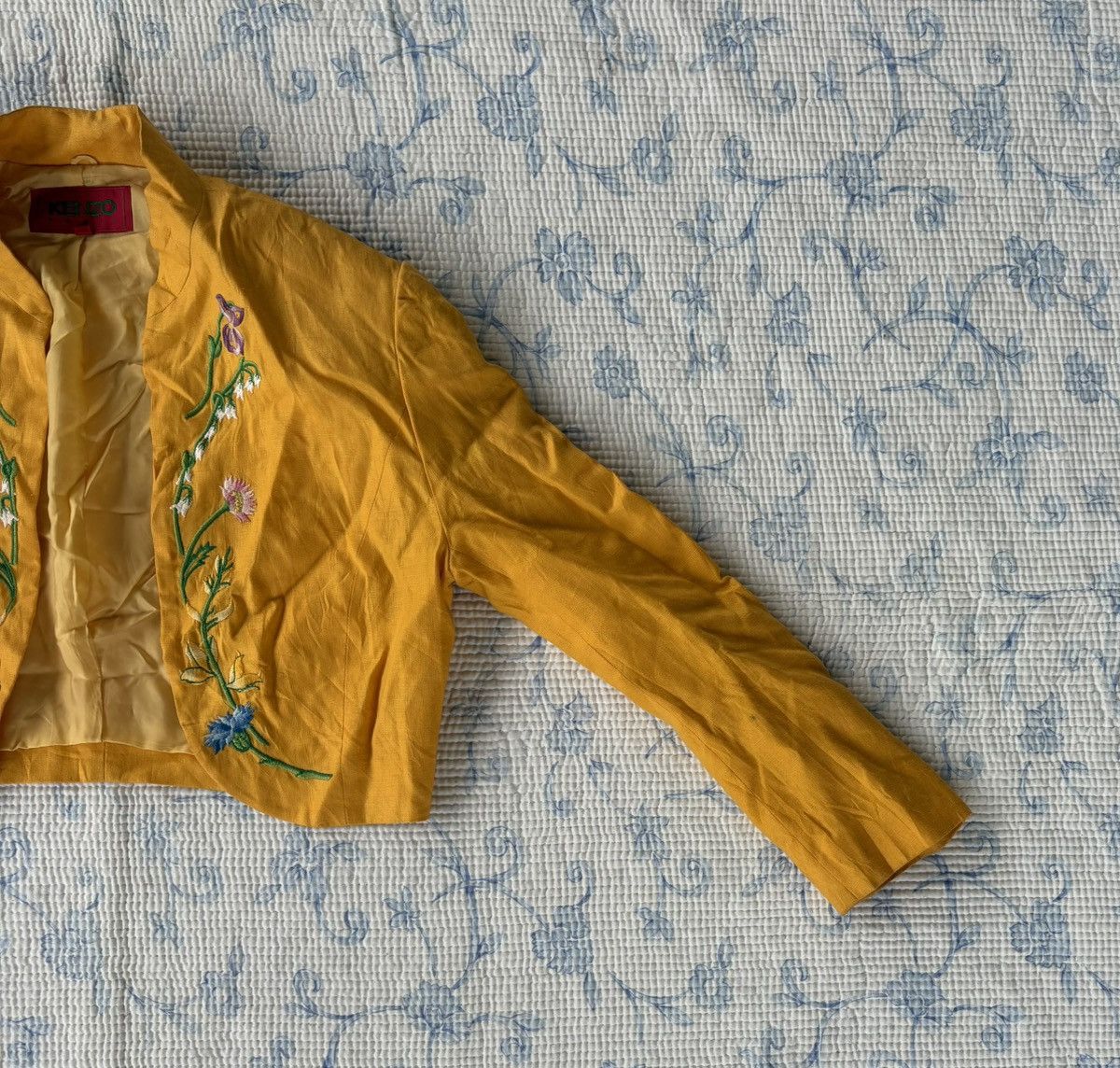 Kenzo Kenzo Cropped Embroidered Floral Buttonless Jacket Size US M / EU 48-50 / 2 - 3 Thumbnail