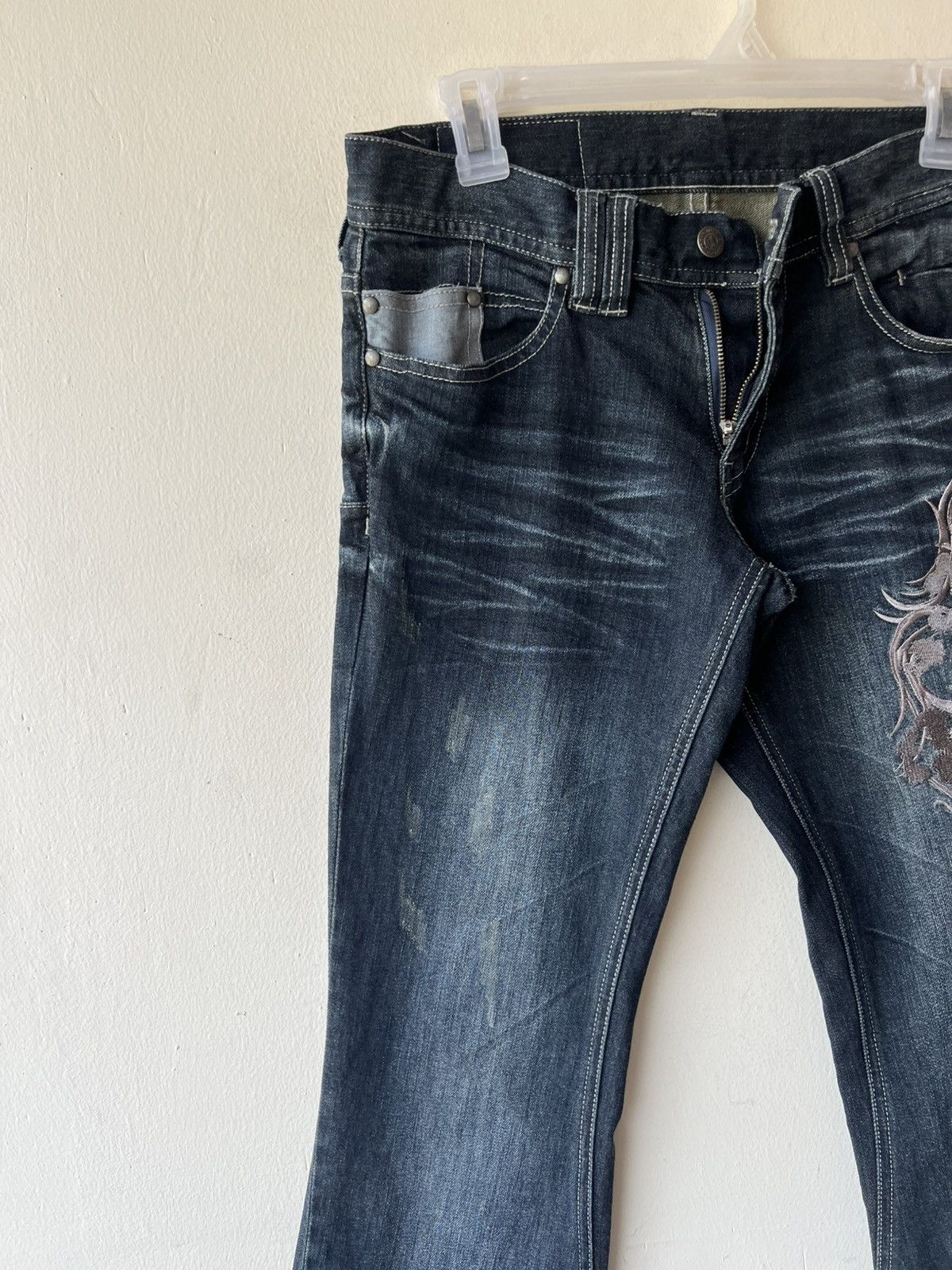 Tornado Mart Tornado Mart Embroidery Tribal Denim Super Flare Jeans Size US 30 / EU 46 - 11 Thumbnail