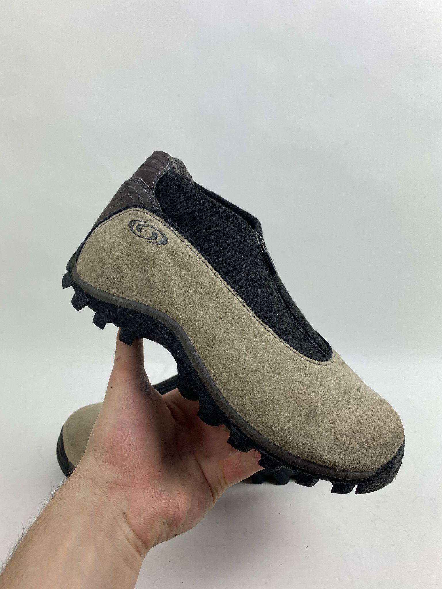 image of Salomon Zip Snow Moc Gx Zip Vintage Contagrip Mule Shoes Clog in Beige, Women's (Size 6)