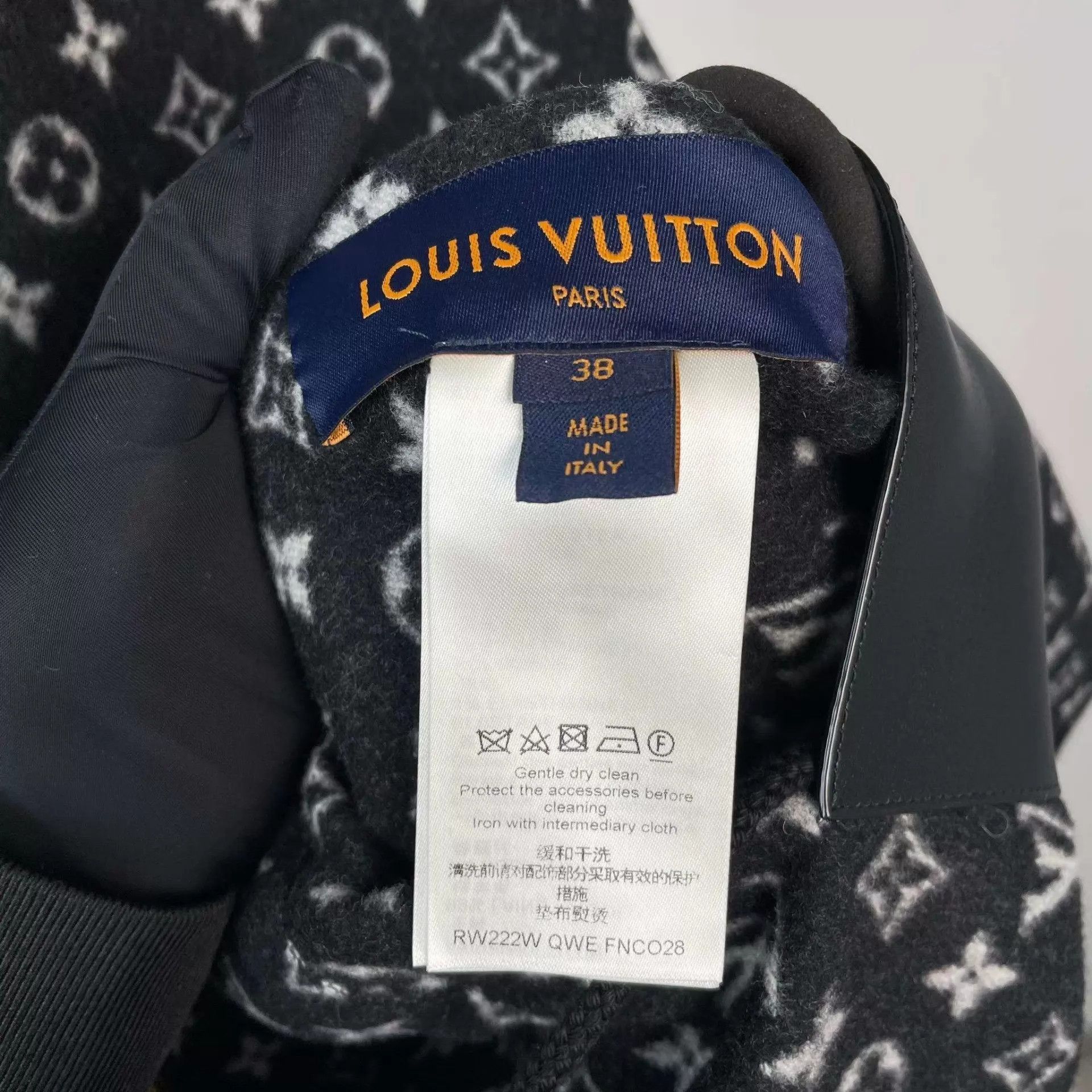 Louis Vuitton lv wool jacket black 38 95 New Size S / US 4 / IT 40 - 4 Thumbnail