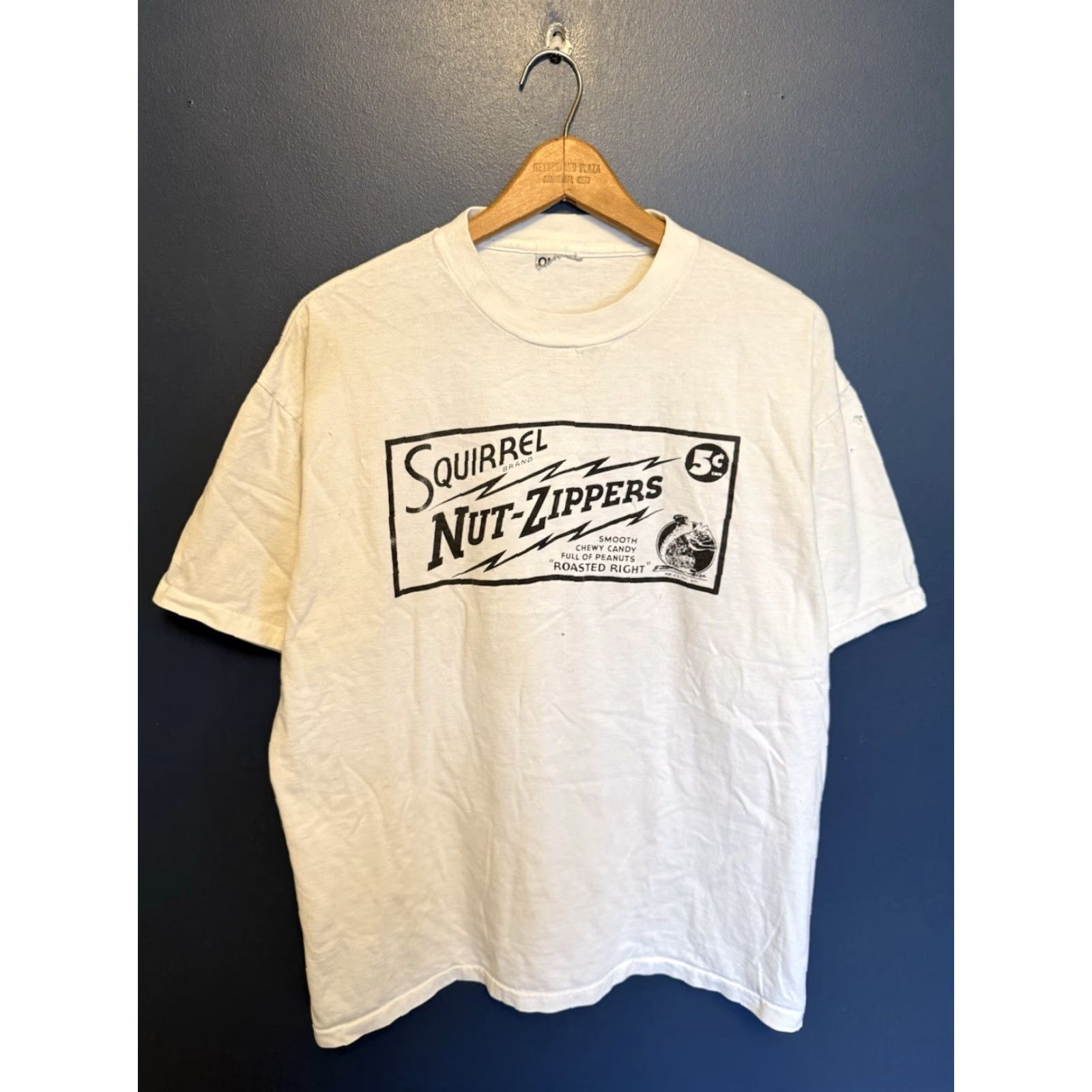 Vintage VINTAGE 90s Squirrel Nut Zippers Peanuts Tee Shirt L Mens White 90s Zipper Peanut Shirt Size US L / EU 52-54 / 3 - 3 Thumbnail