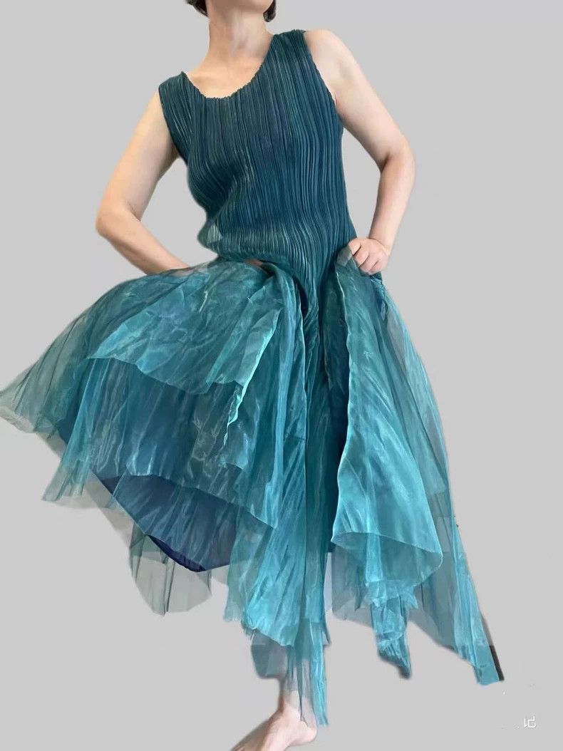 Issey Miyake Issey Miyake size:2 Blue mermaid maiden dress Size XS / US 0-2 / IT 36-38 - 9 Thumbnail