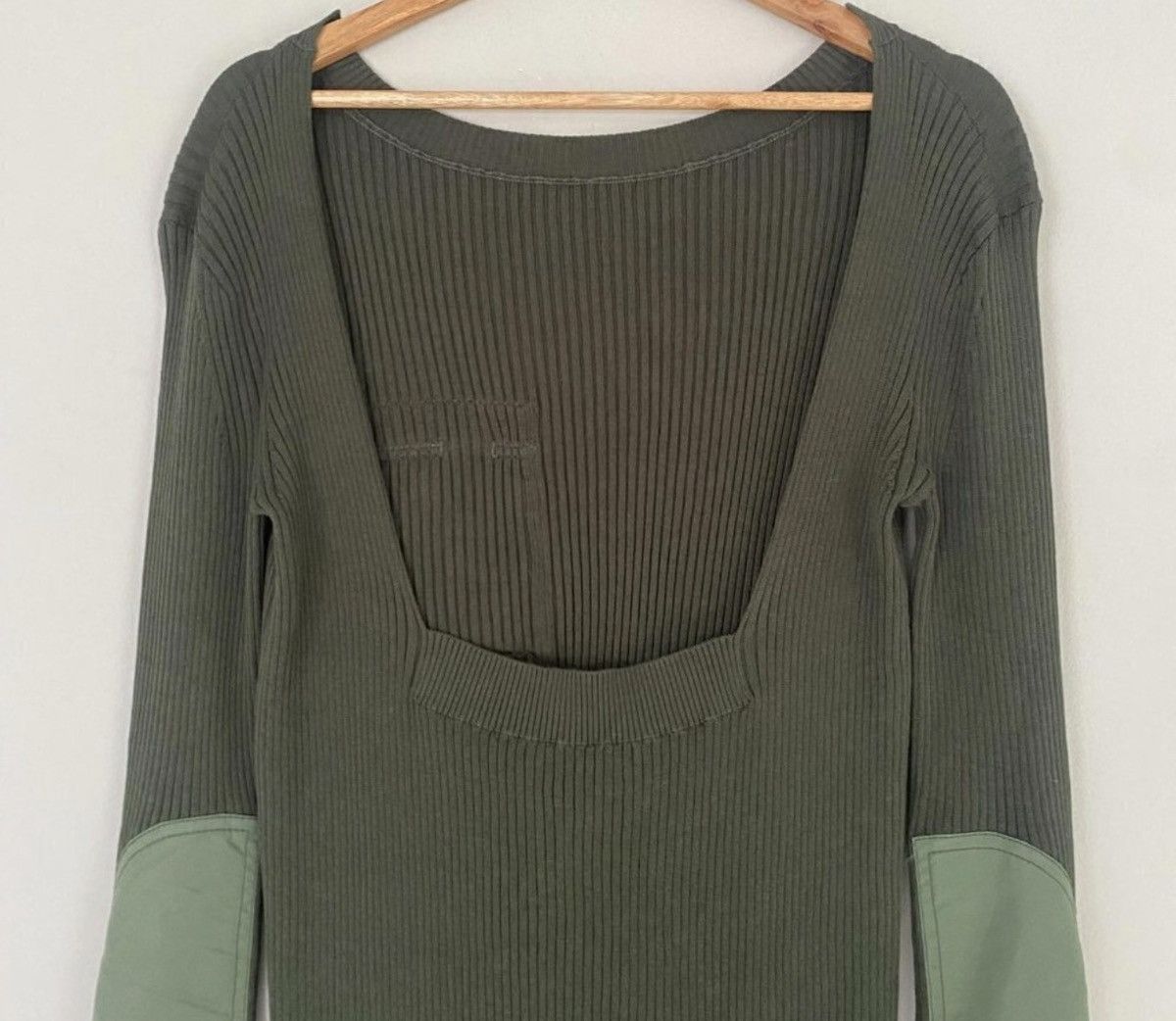 Sacai sacai ribbed military sweater dress Size S / US 4 / IT 40 - 4 Thumbnail