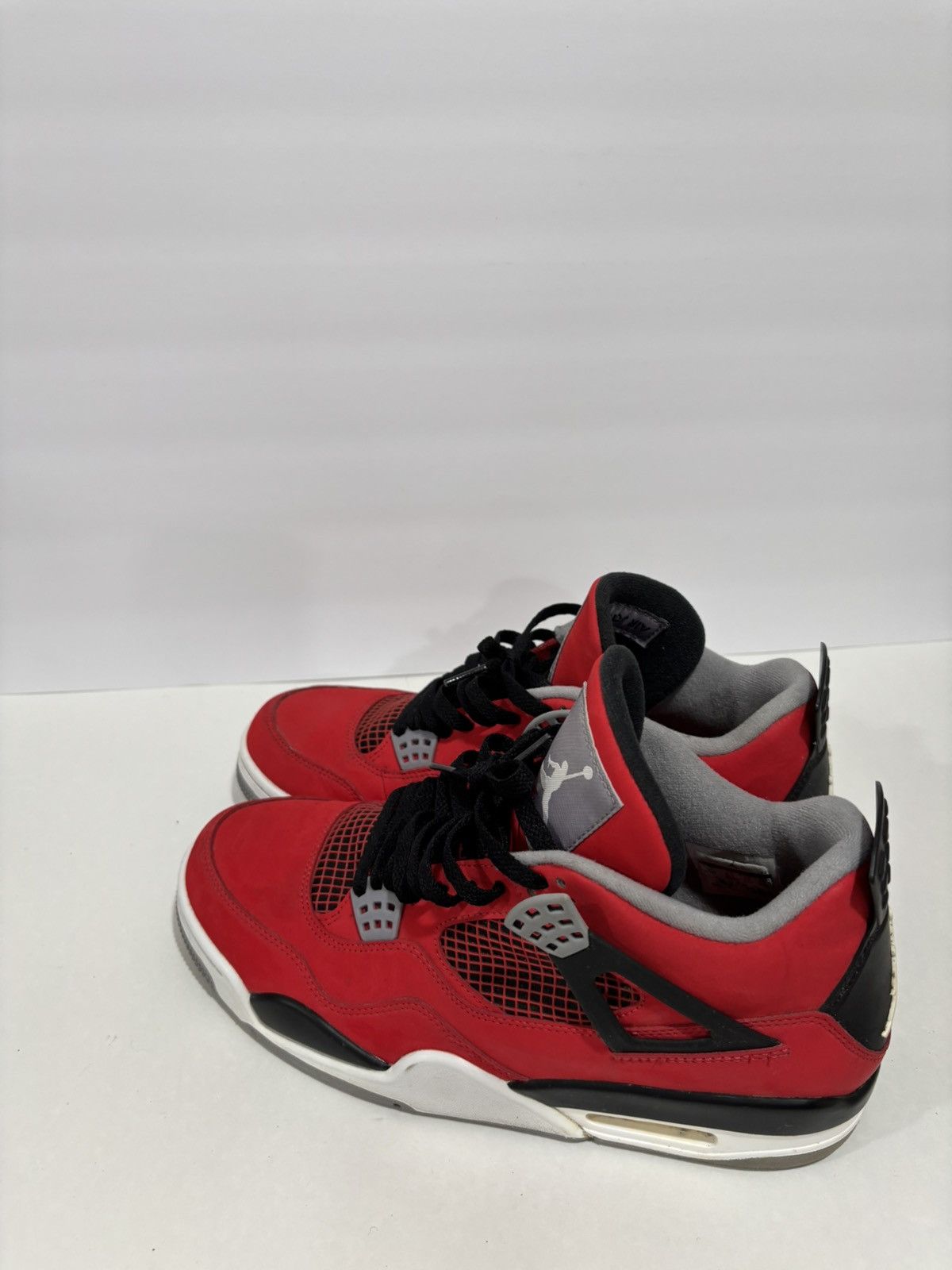 Jordan Brand Jordan 4 Retro "Toro Bravo" Size US 9.5 / EU 42-43 - 4 Thumbnail