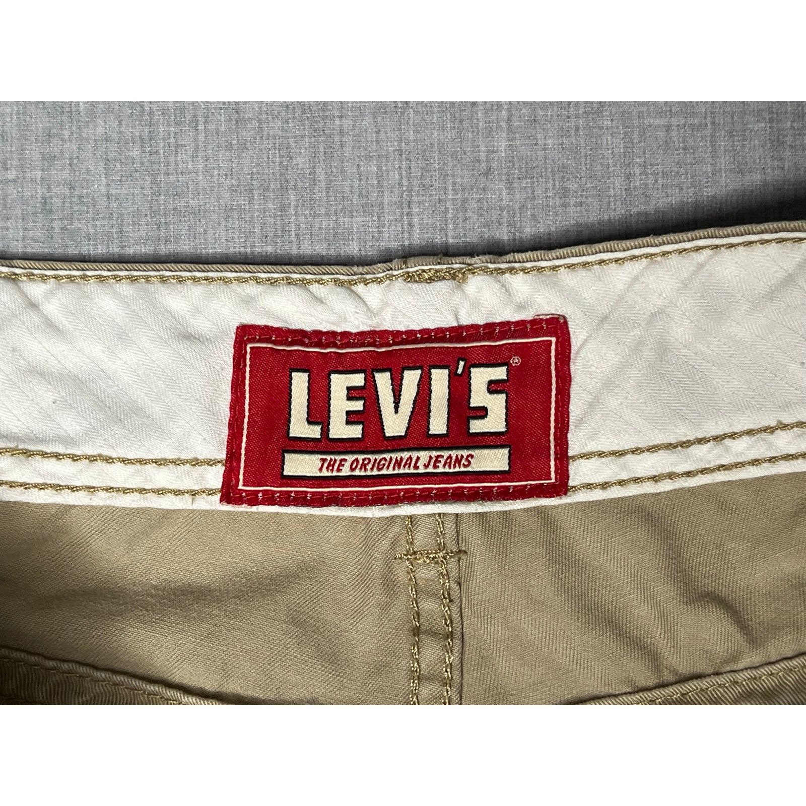 Levi's Vintage Levi’s The Original Jeans Tan Cargo Shorts 32 Size US 32 / EU 48 - 3 Thumbnail