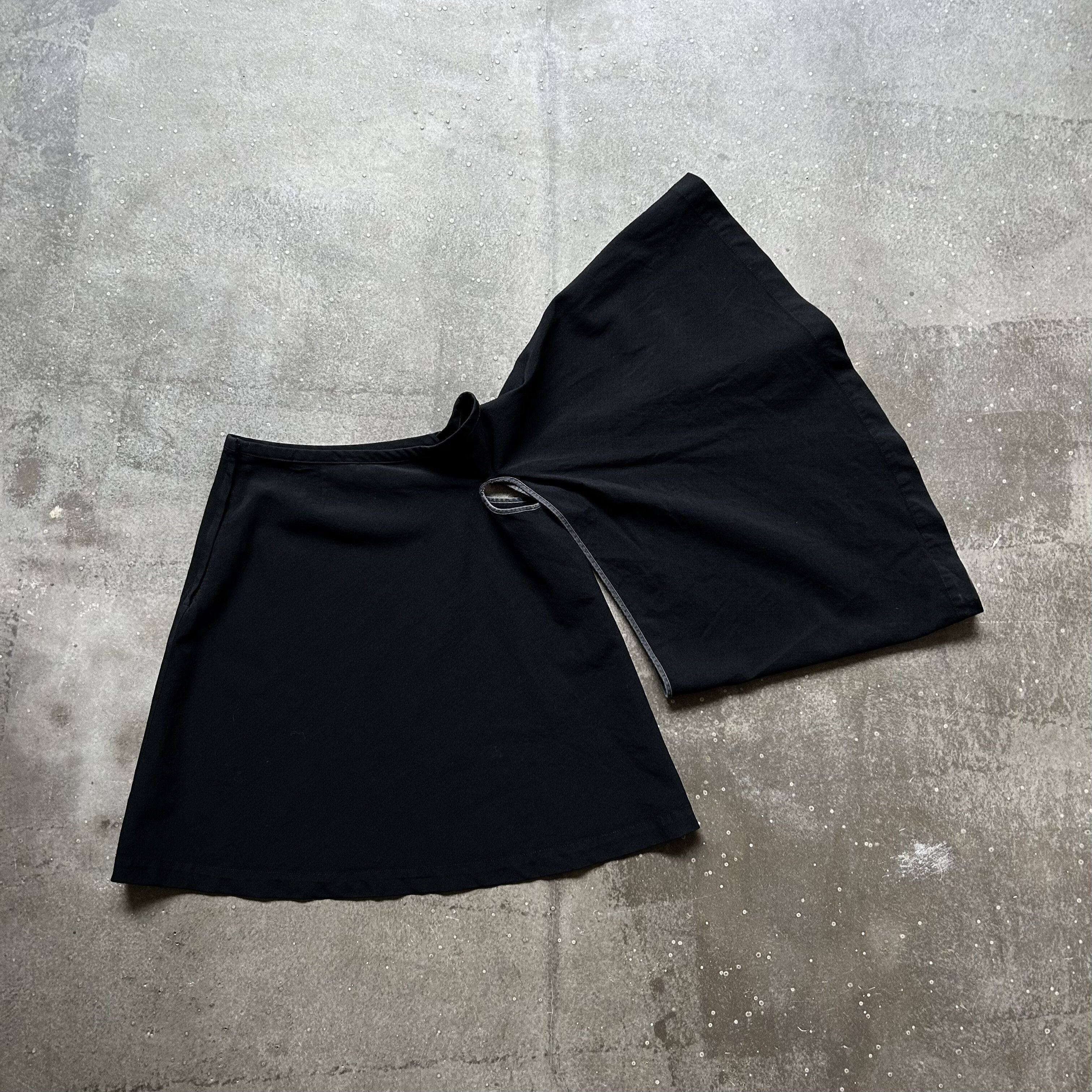 Comme des Garcons comme des garcons asymmetric black skirt Size 22" - 1 Thumbnail
