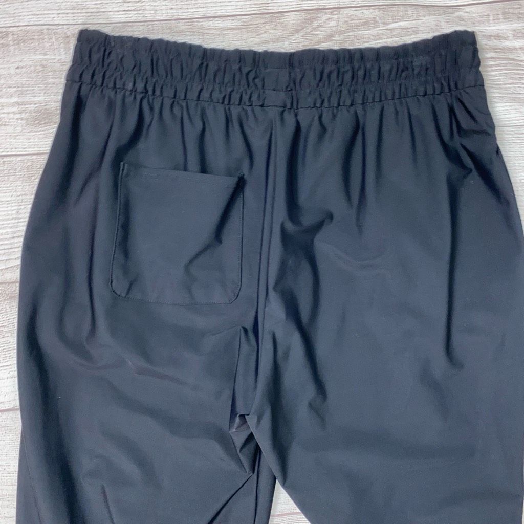 Victoria's Secret Victoria secret sport pull on pants w/elastic waist black sz Size 27" / US 4 / IT 40 - 5 Thumbnail