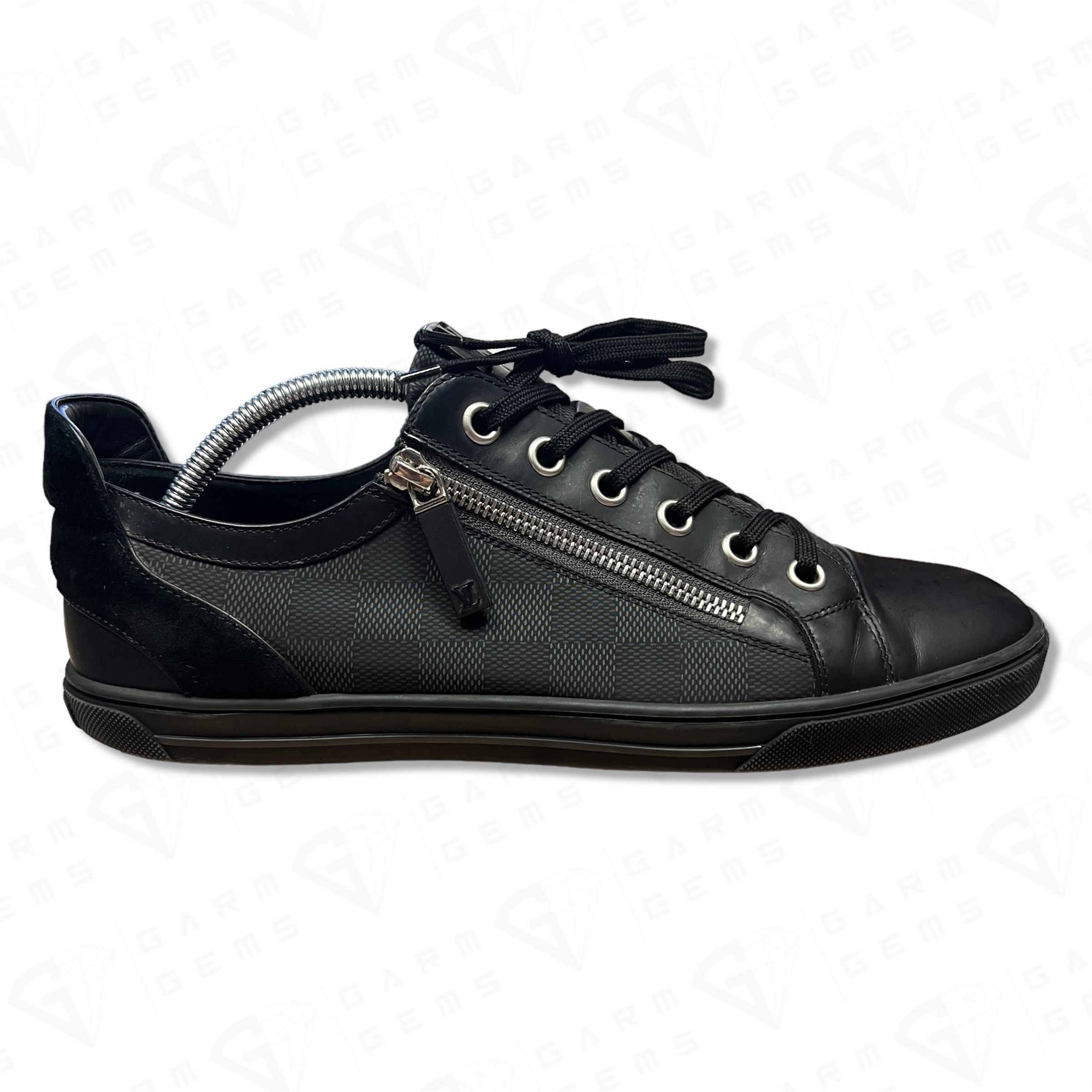 Louis Vuitton Louis Vuitton Damier Low Top Trainers Size US 9 / EU 42 - 1 Thumbnail