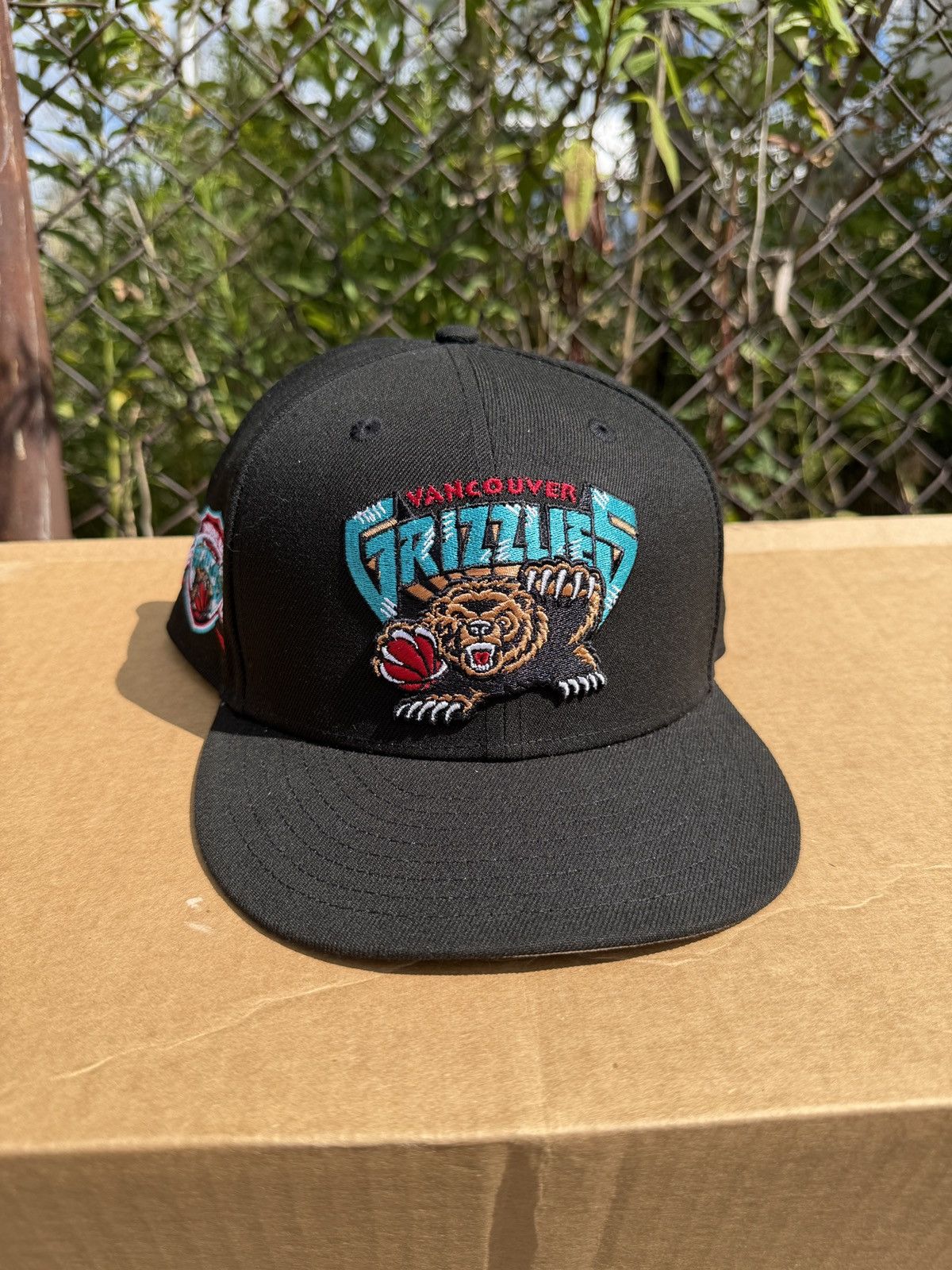 Kid Robot × New Era × Vintage Vintage Y2K KIDROBOT x New Era