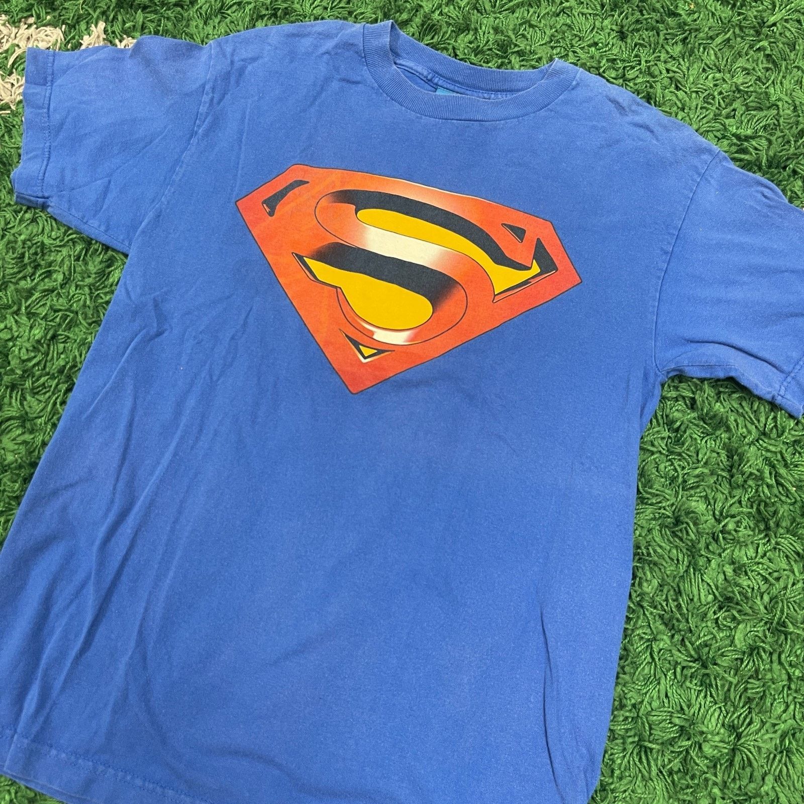 Vintage Vintage Y2K Superman Logo Blue Tee T Shirt Size Medium M Size US M / EU 48-50 / 2 - 2 Thumbnail