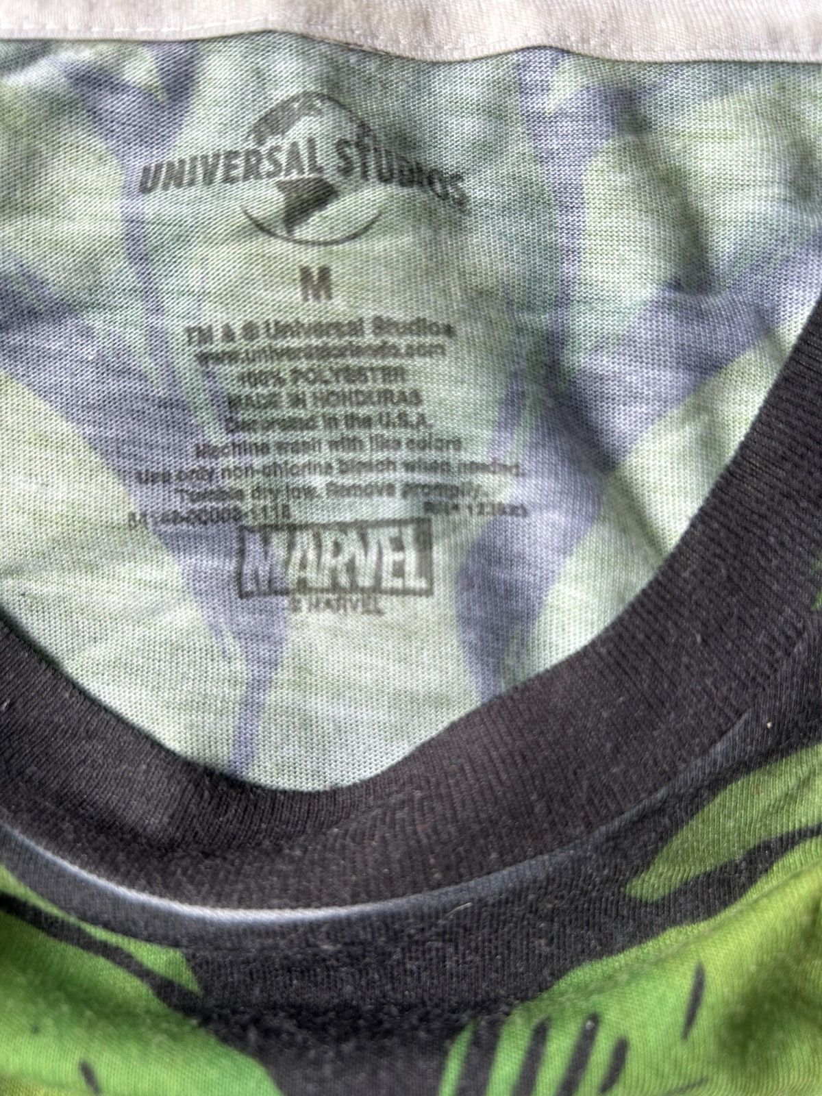 Marvel Comics Vtg Marvel Universal Studio Hulk Overprint FullPrint Shirt Size US M / EU 48-50 / 2 - 5 Thumbnail
