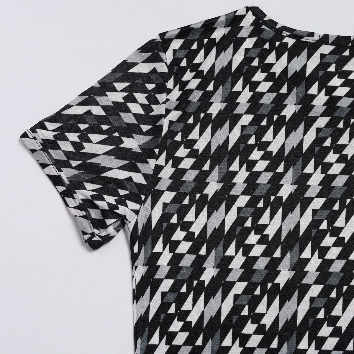 Fendi Fendi Monogram Tee Zuca Nylon Black White Vintage Size M / US 6-8 / IT 42-44 - 9 Thumbnail