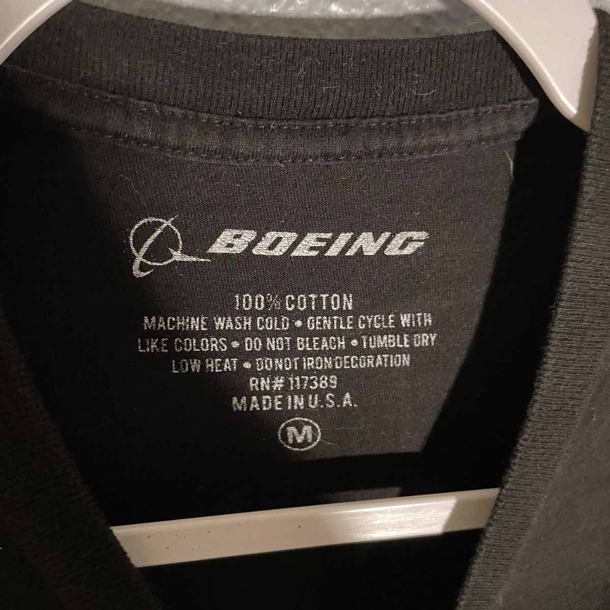 Vintage Vintage Boeing Black Plane Graphic T Shirt Men’s Size M Size US M / EU 48-50 / 2 - 4 Thumbnail