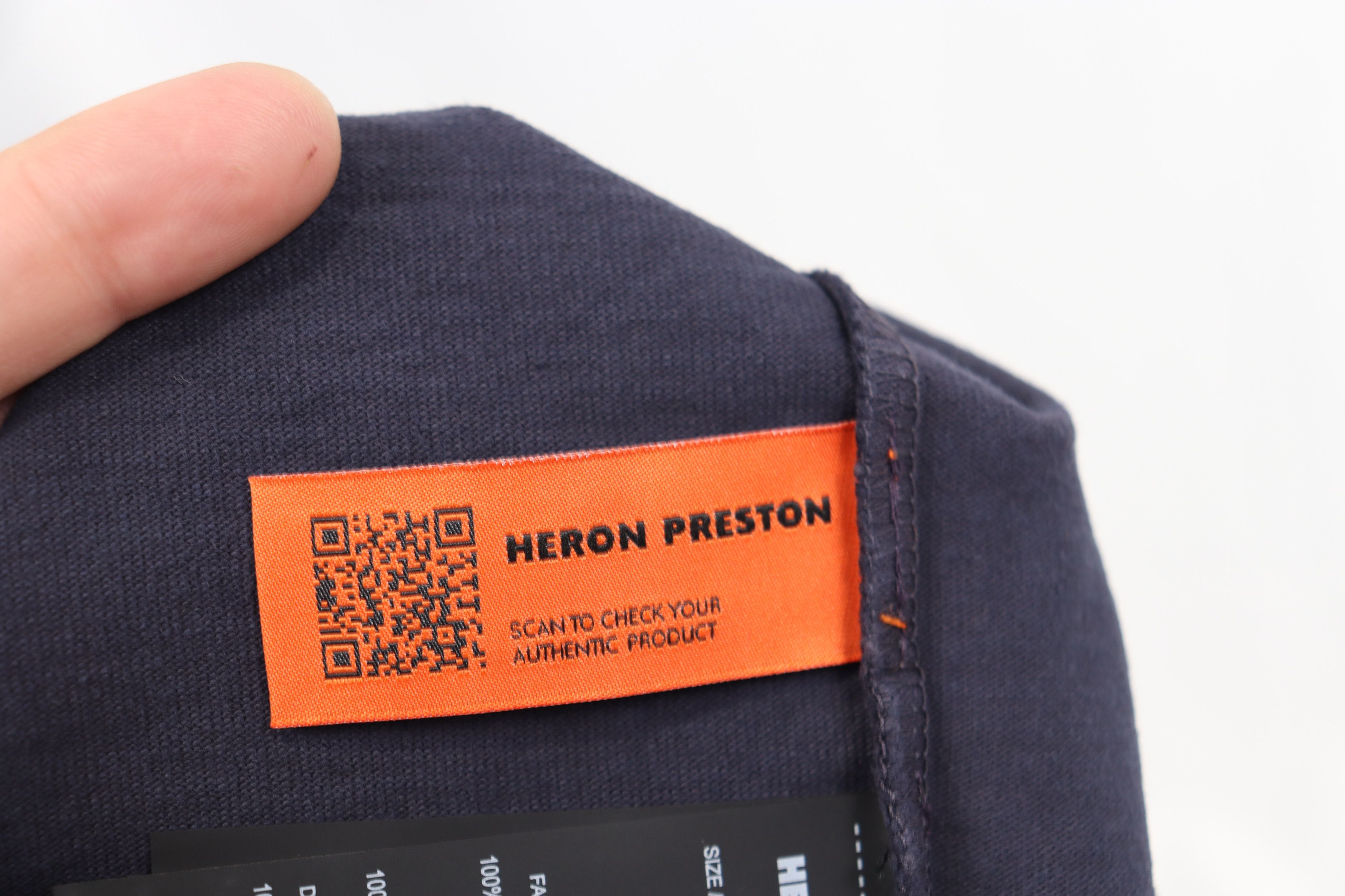 Heron Preston o1rshd11223 Cat Tee SS Regular Pocket Powder Black Yellow Size US M / EU 48-50 / 2 - 7 Thumbnail