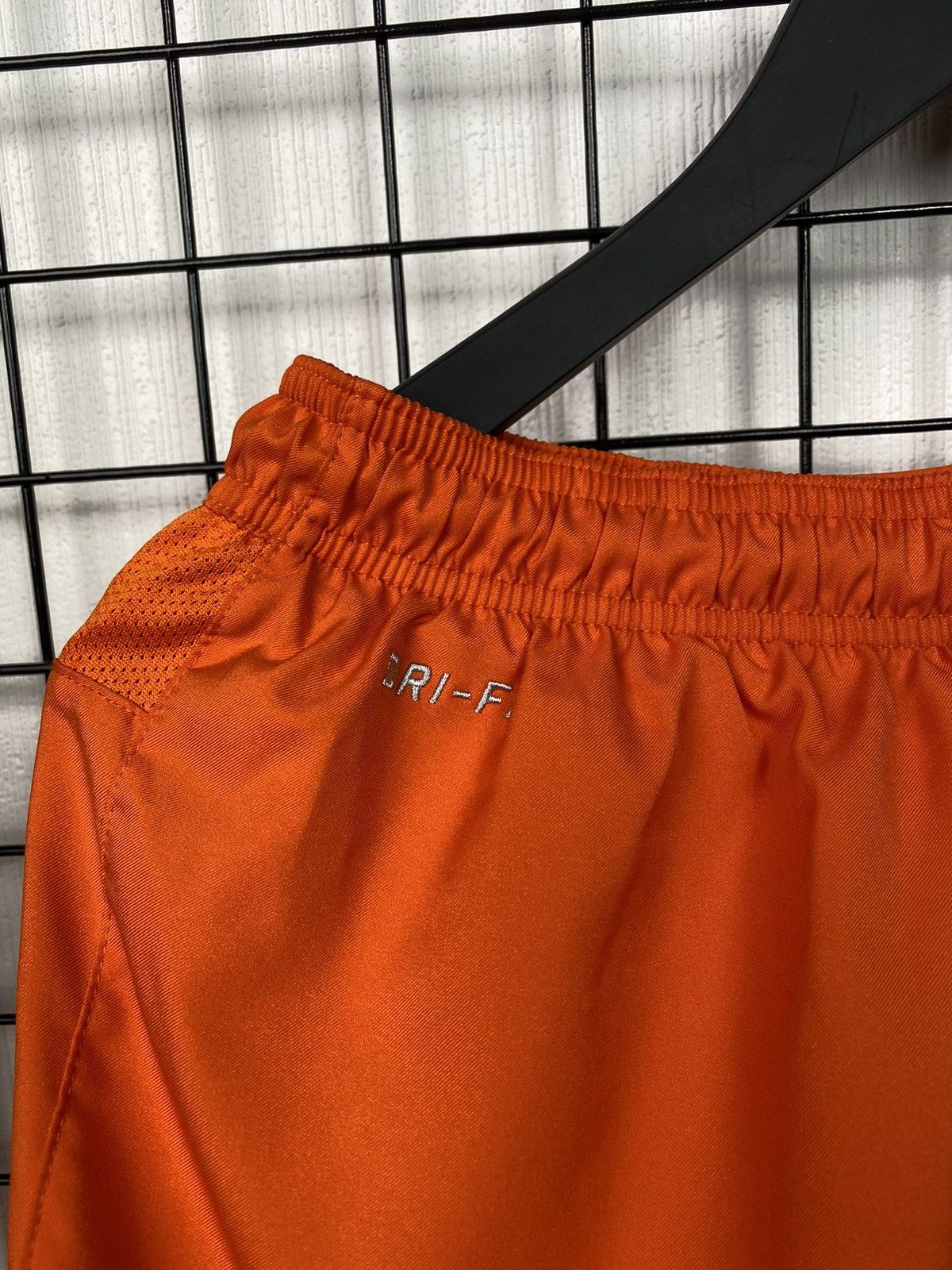 Nike × Vintage Holland KNVB Netherlands NiKe Shorts XL Soccer Orange Men’s Size US 36 / EU 52 - 7 Thumbnail