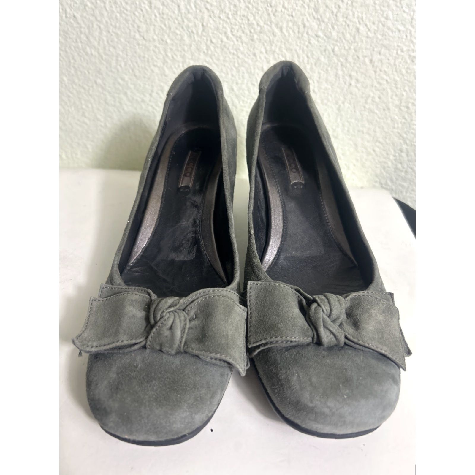 Ecco Ecco Heels Womens Size 41 US 10-10.5 Gray Suede Bow Size US 10 / IT 40 - 6 Thumbnail