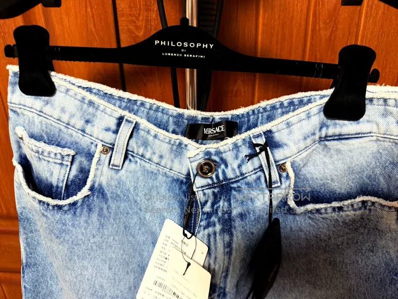 Versace Versace Washed wide-leg jeans Size US 34 / EU 50 - 6 Thumbnail