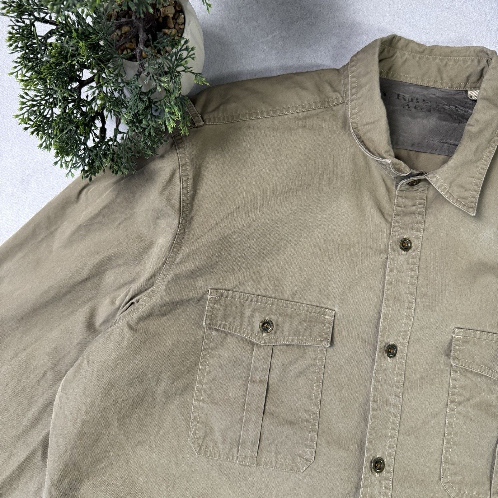 Burberry Vintage Burberry Brit Men Button Up Shirt Cargo Size L Beige Size US L / EU 52-54 / 3 - 3 Thumbnail