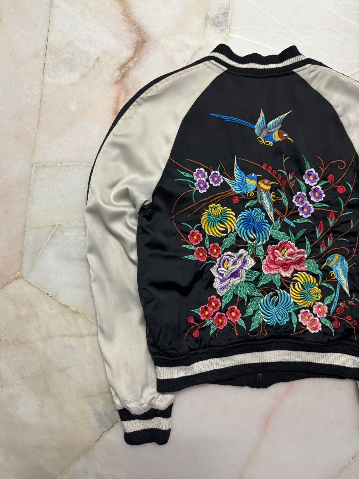 True Religion RARE TRUE RELIGION HABITAT MOTIVE EMBROIDERY BOMBERS JACKET Size US XS / EU 42 / 0 - 4 Thumbnail